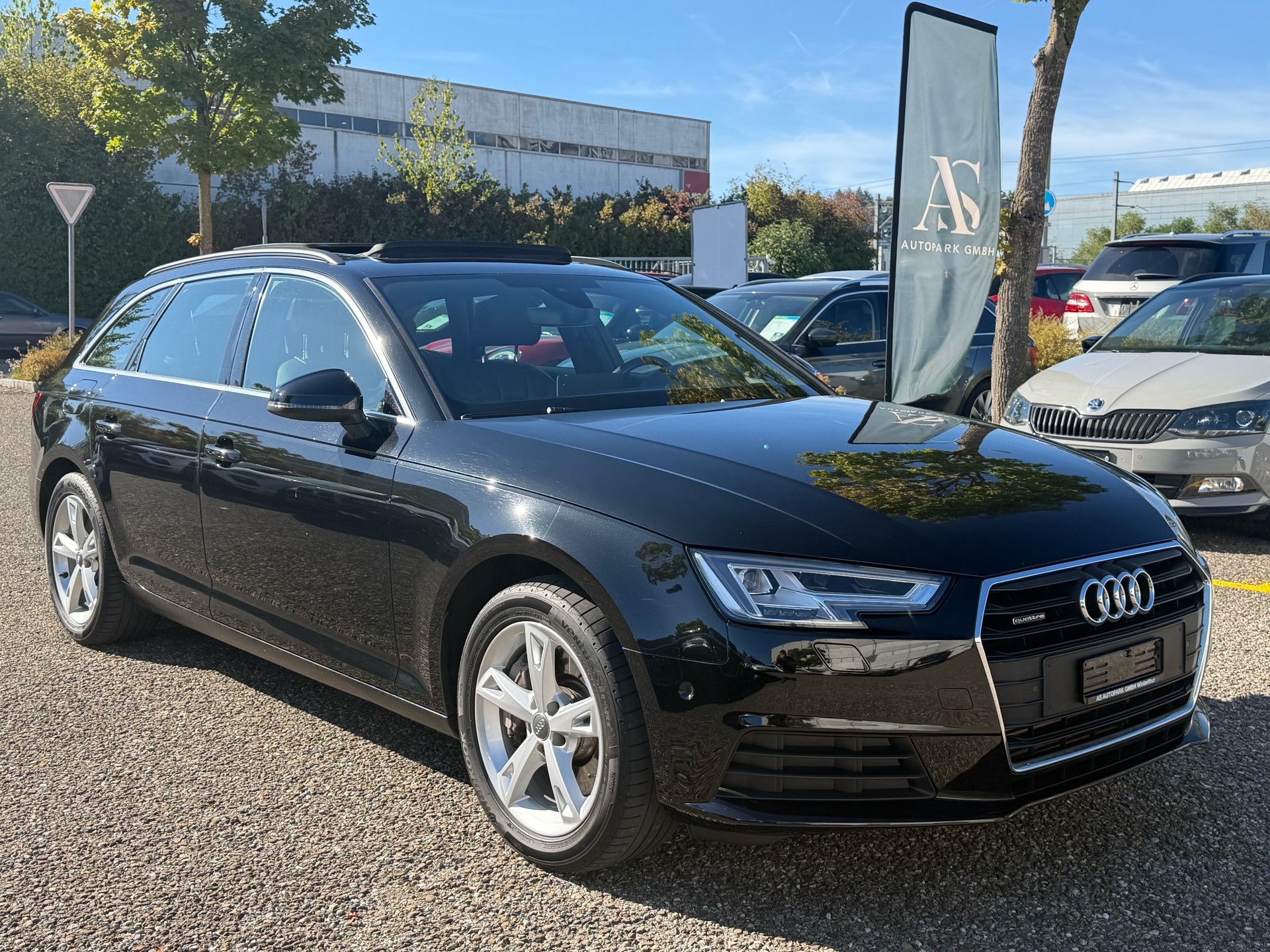 AUDI A4 Avant 2.0 TFSI quattro S-tronic-image-2
