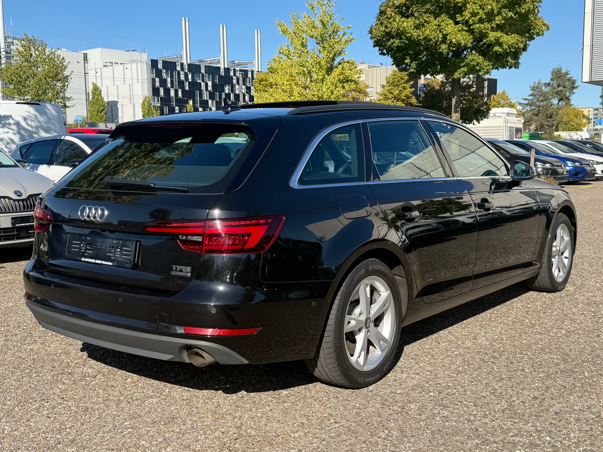 AUDI A4 Avant 2.0 TFSI quattro S-tronic-image-4