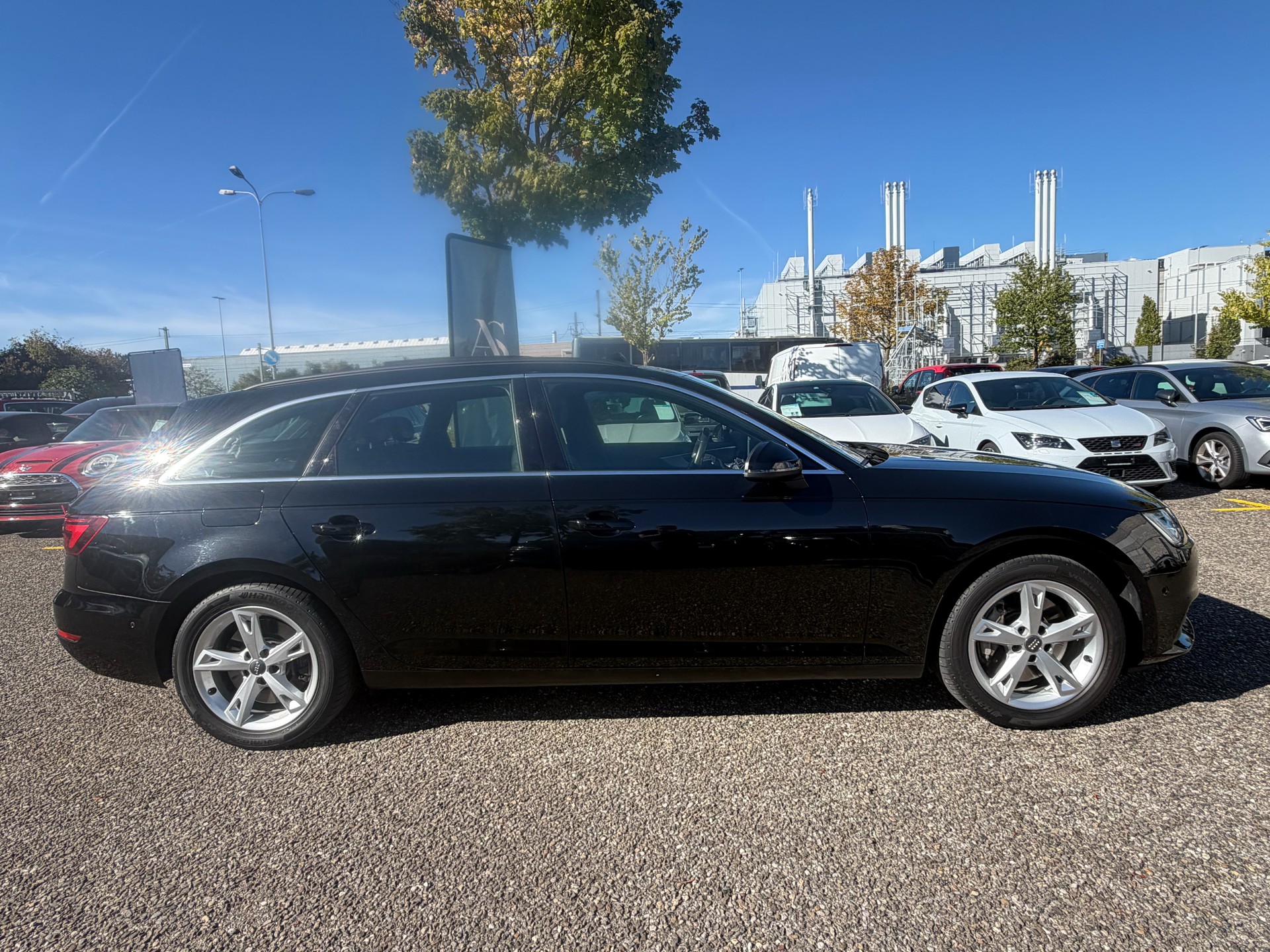 AUDI A4 Avant 2.0 TFSI quattro S-tronic-image-3