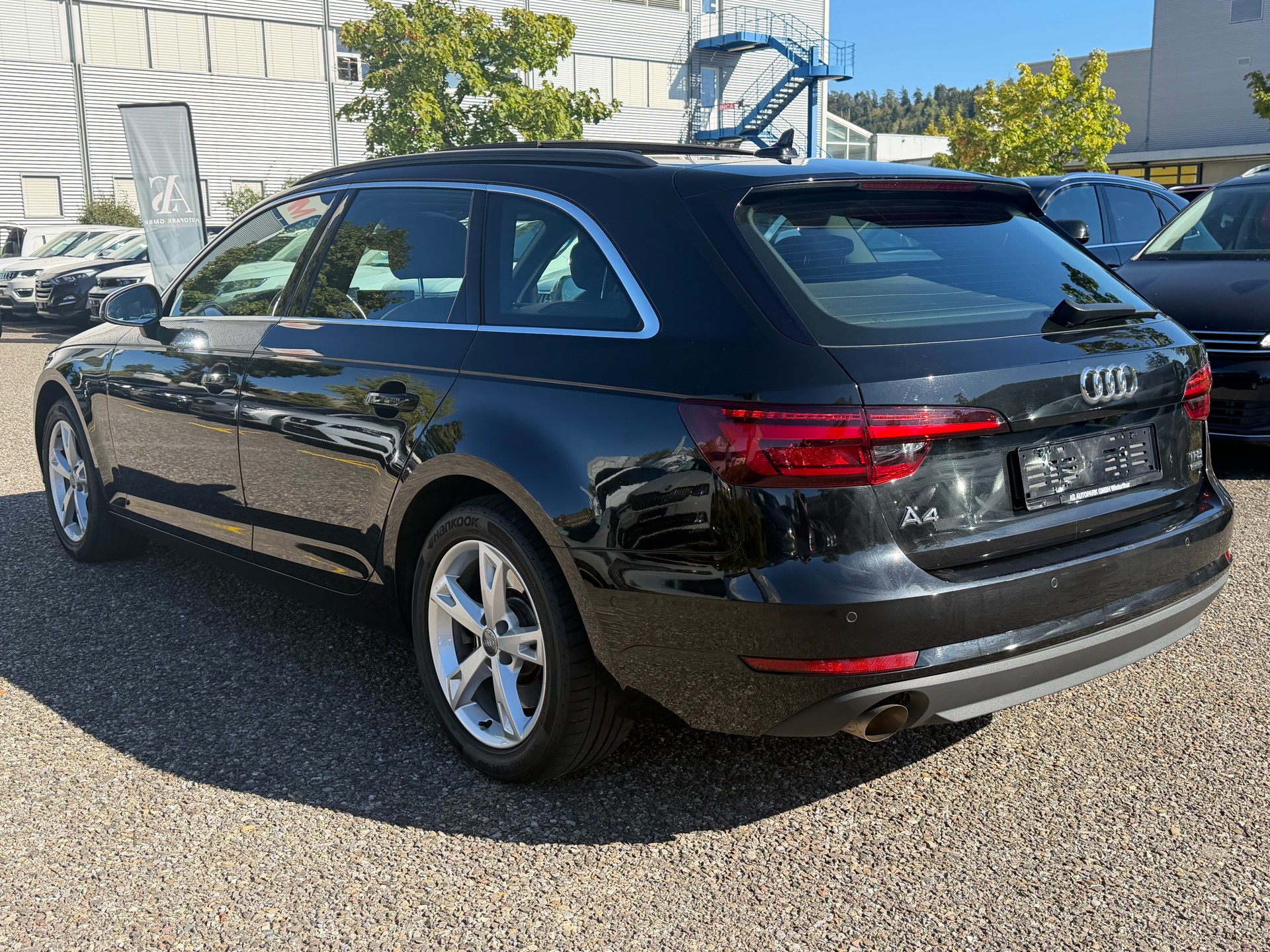 AUDI A4 Avant 2.0 TFSI quattro S-tronic-image-6