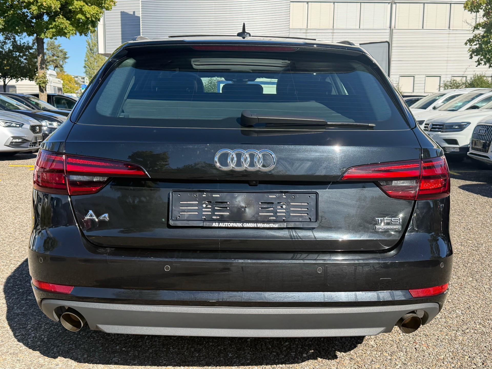 AUDI A4 Avant 2.0 TFSI quattro S-tronic-image-5