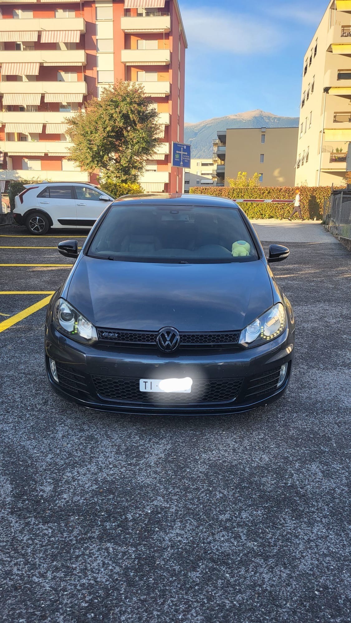 VW Golf 2.0 TSI GTI DSG-image-1