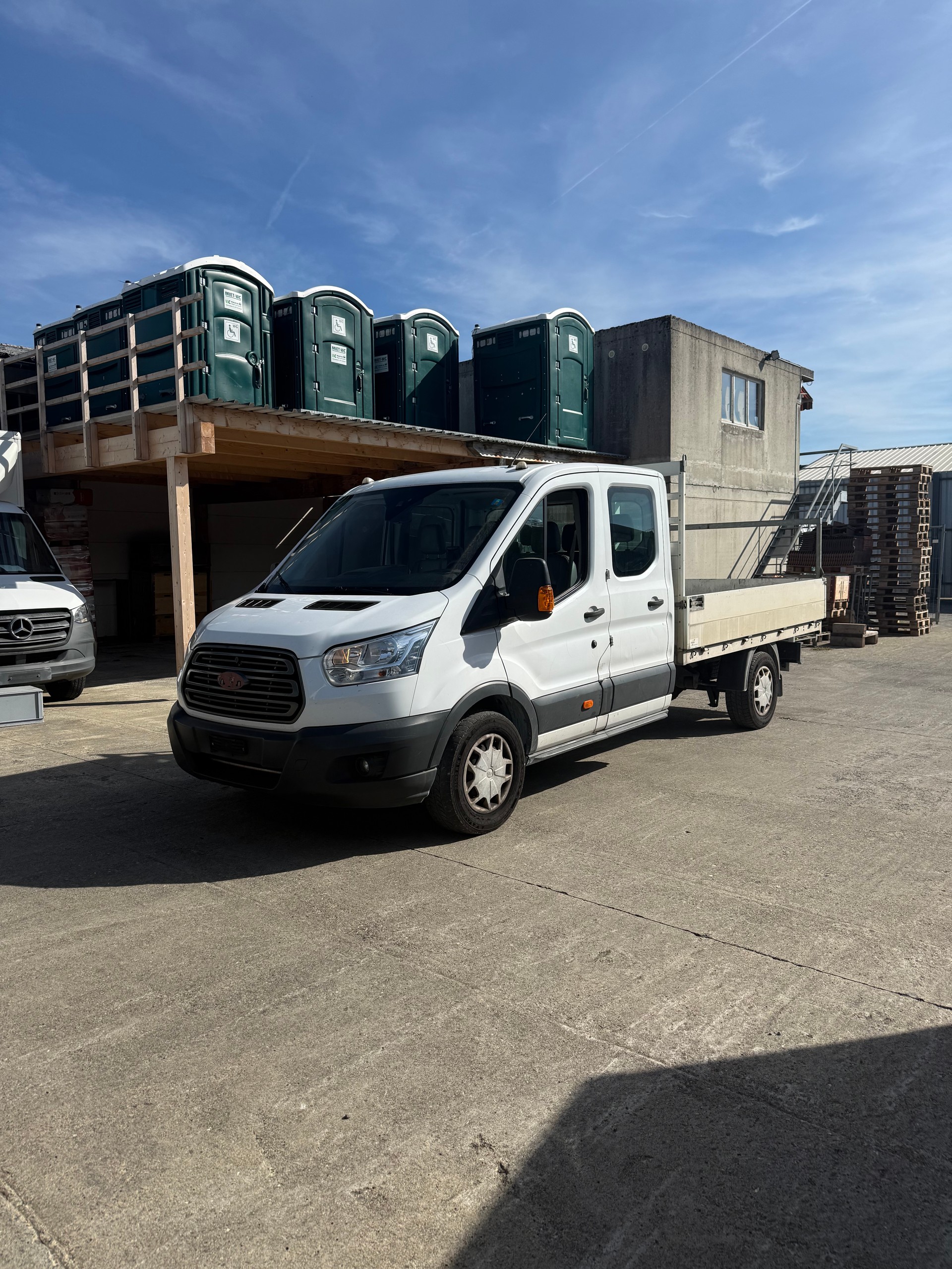 FORD Transit 350 L3 Trend 2.0 TDCi 130 RWD-image-0