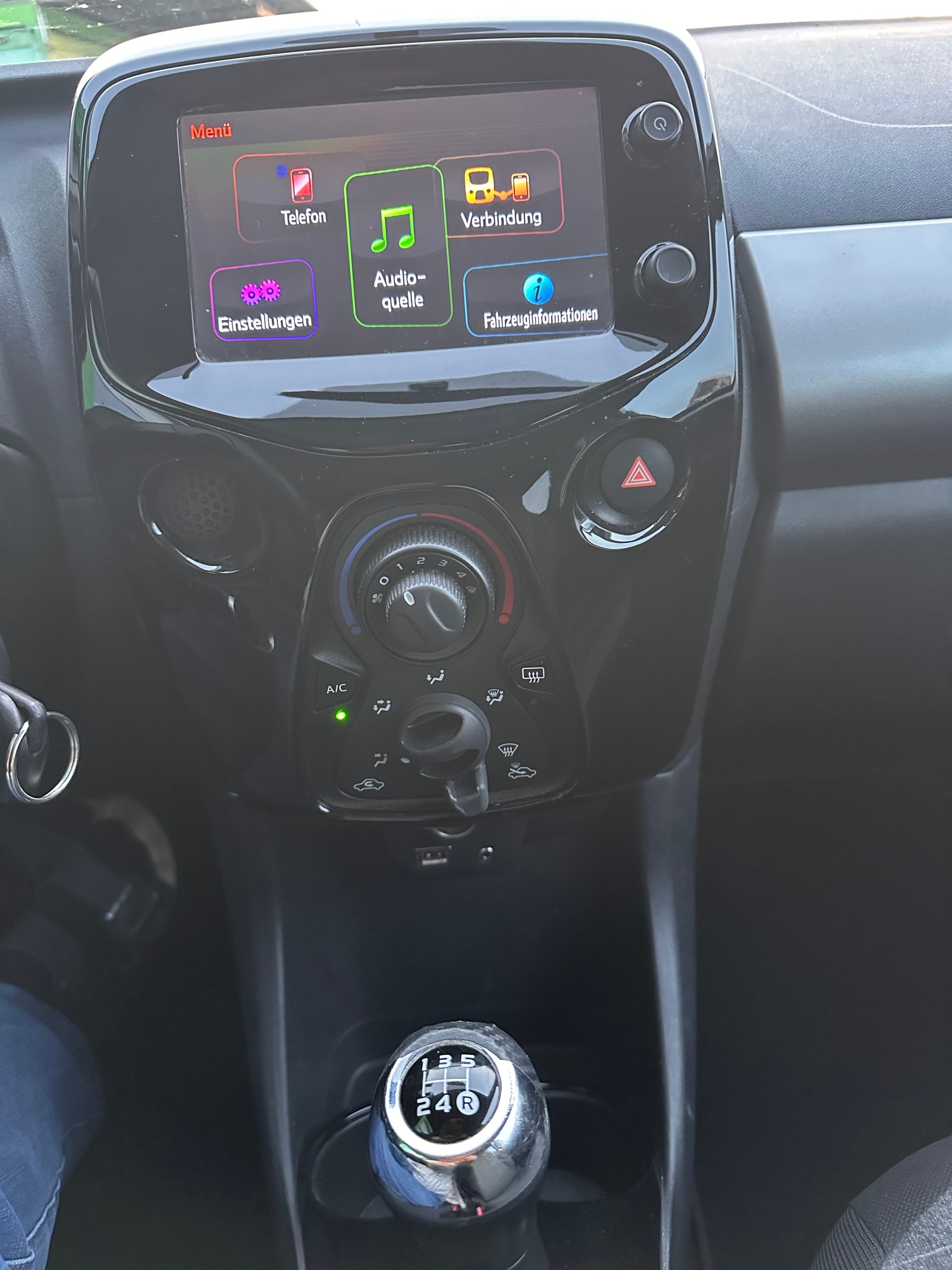CITROEN C1 1.2 VTi Feel-image-7