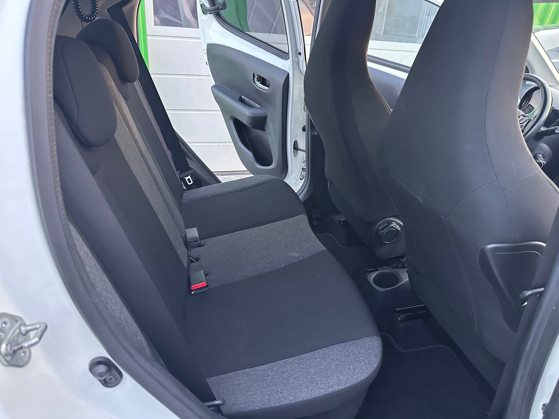 CITROEN C1 1.2 VTi Feel-image-10