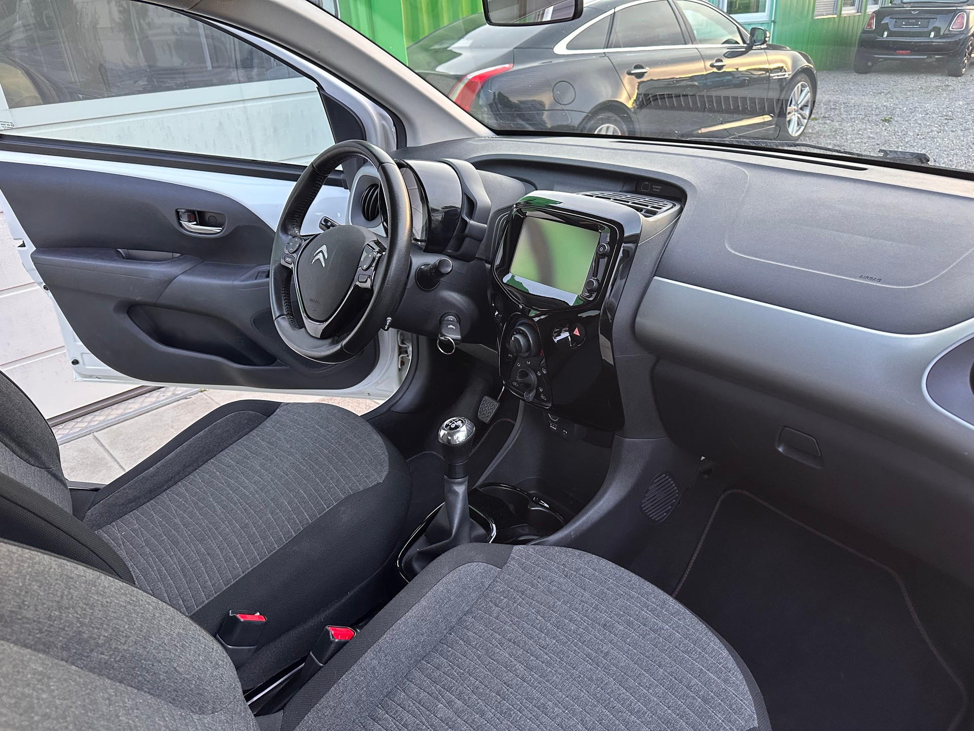 CITROEN C1 1.2 VTi Feel-image-8