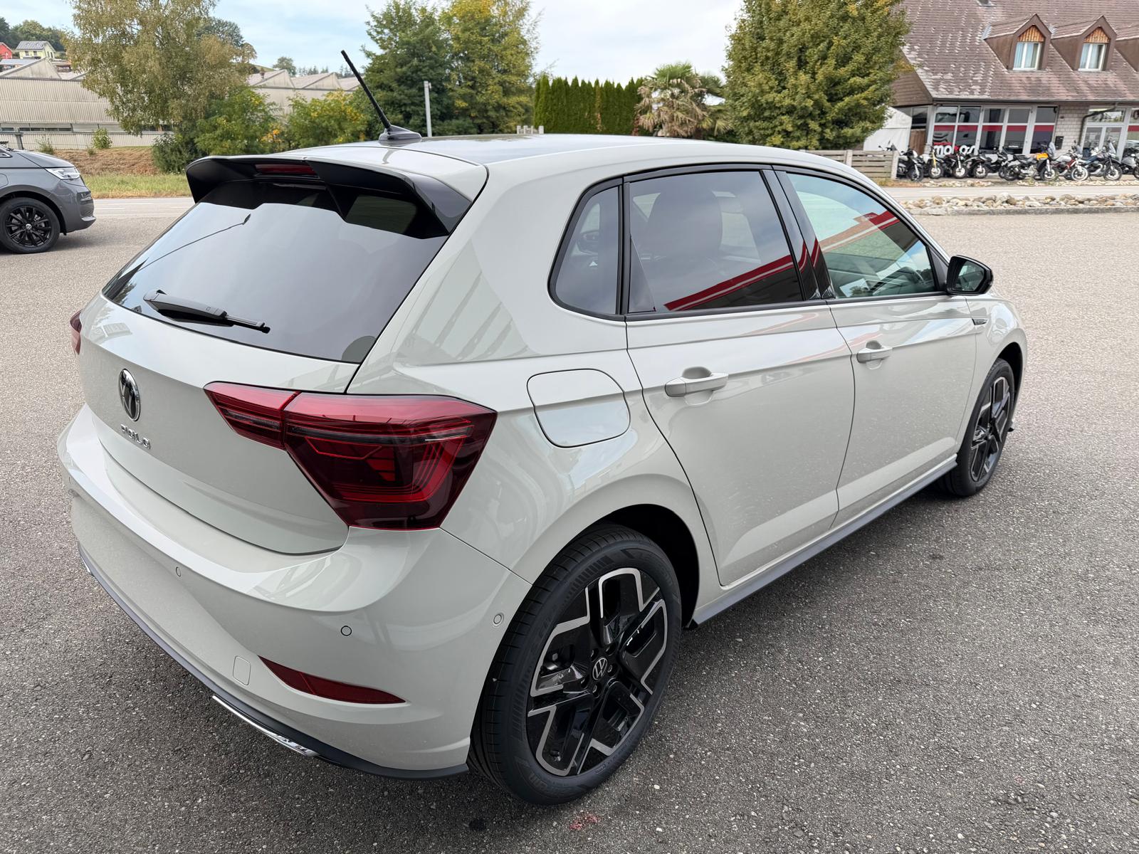 VW Polo 1.0 TSI R-Line United DSG-image-3
