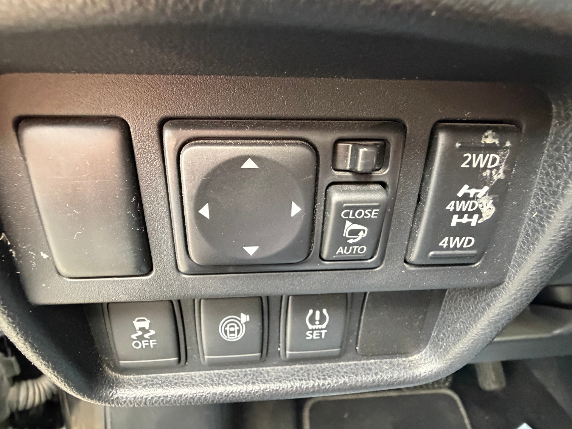 NISSAN Juke 1.6 DIG-T Swiss Edition 4x4 Xtronic M-CVT-image-12