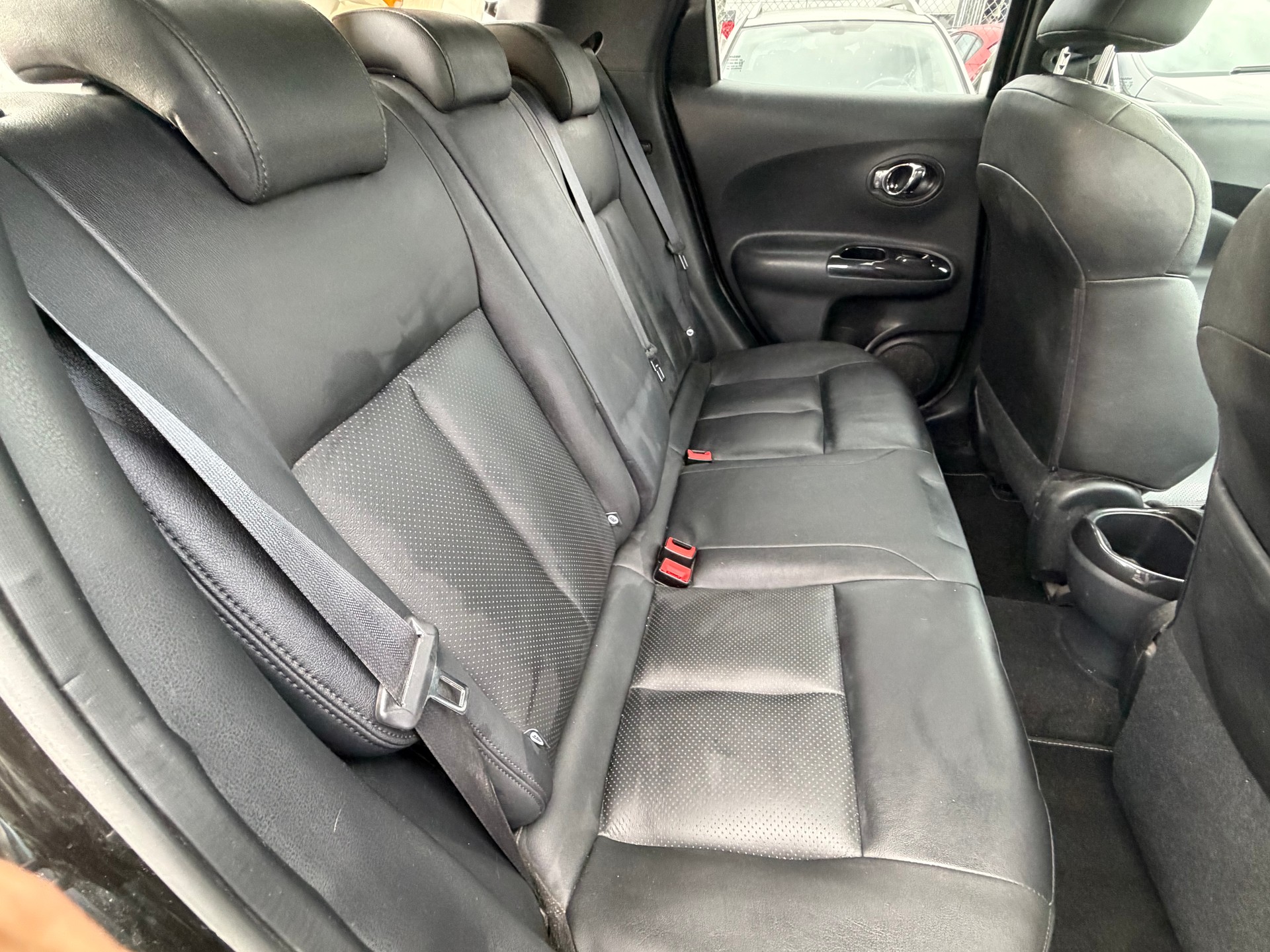 NISSAN Juke 1.6 DIG-T Swiss Edition 4x4 Xtronic M-CVT-image-8