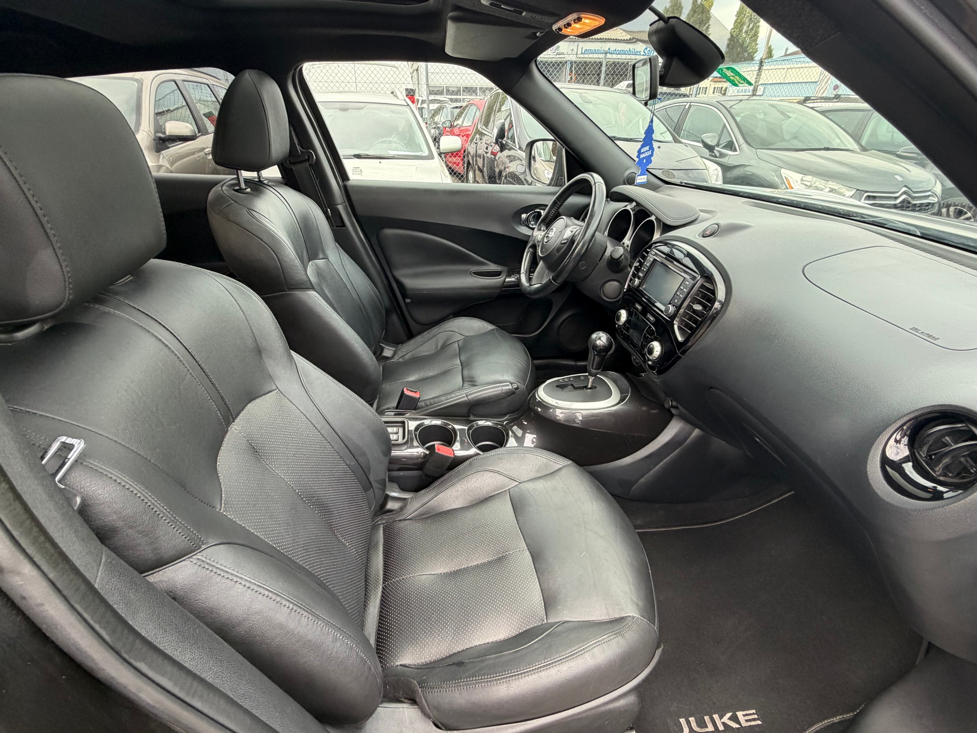 NISSAN Juke 1.6 DIG-T Swiss Edition 4x4 Xtronic M-CVT-image-6
