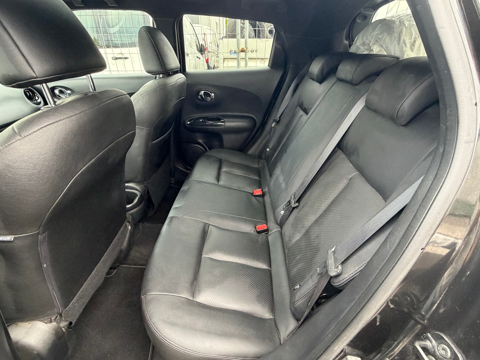 NISSAN Juke 1.6 DIG-T Swiss Edition 4x4 Xtronic M-CVT-image-7