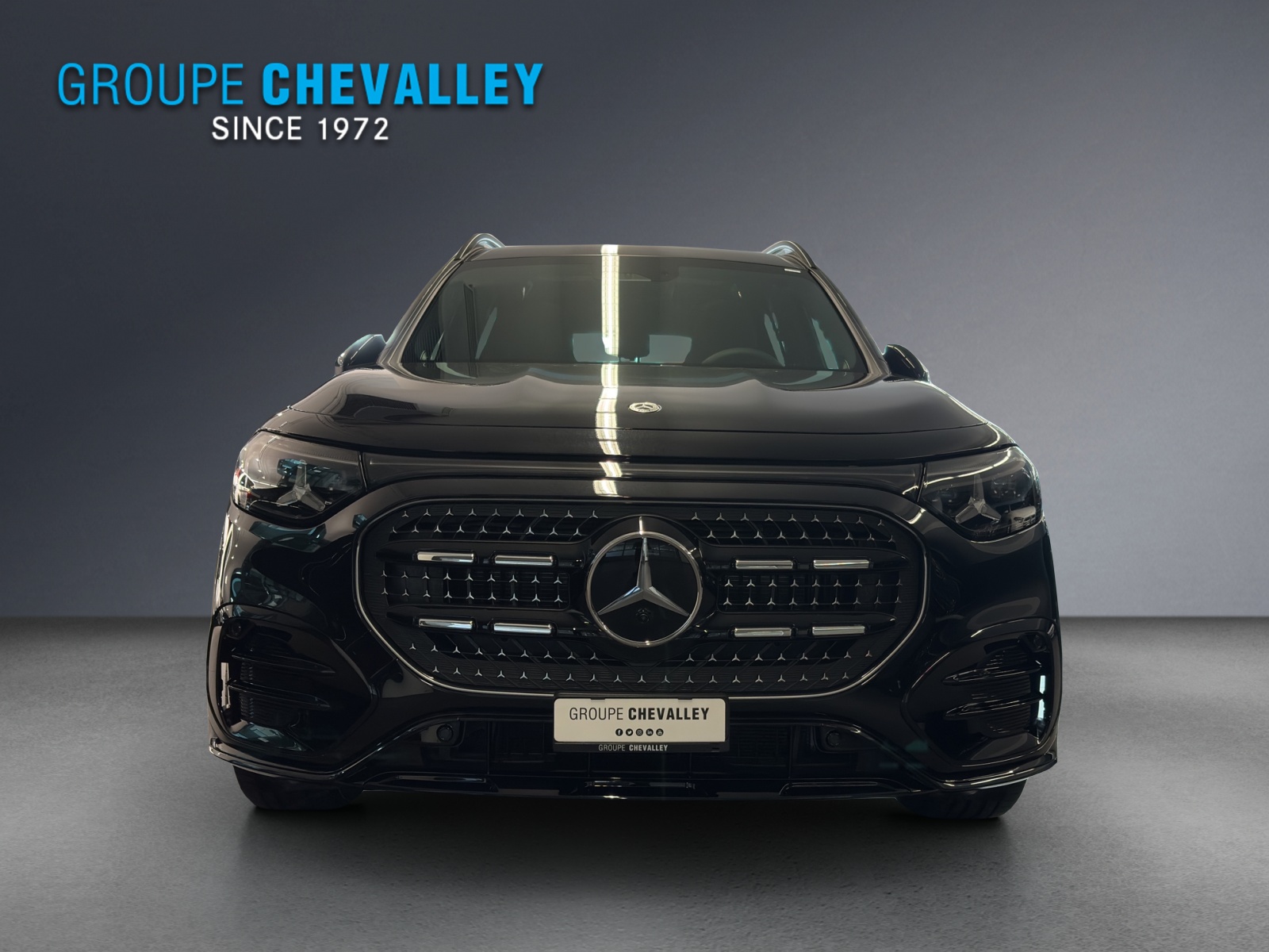 MERCEDES-BENZ GLB 200 4MATIC-image-4