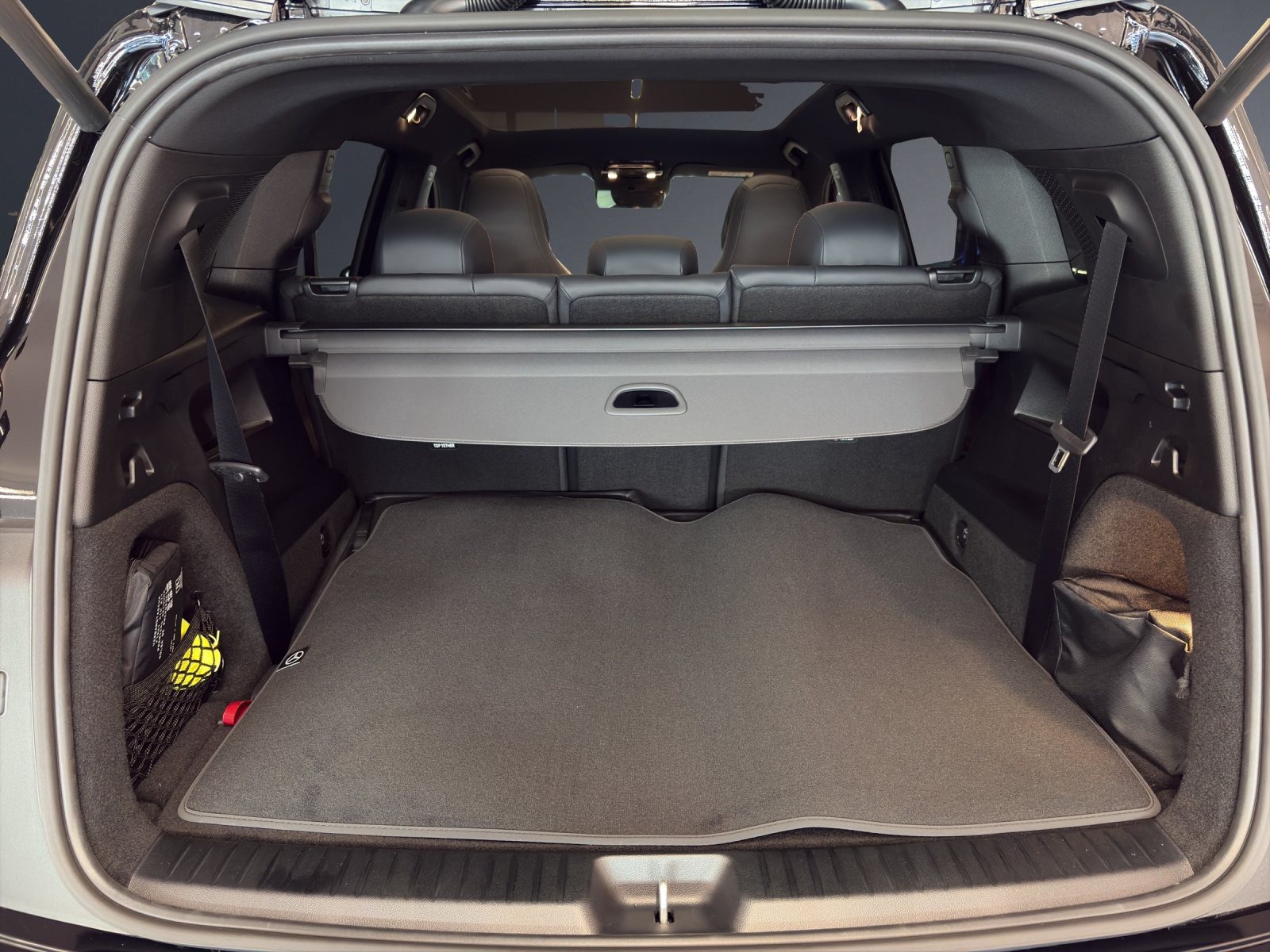 MERCEDES-BENZ GLB 200 4MATIC-image-13