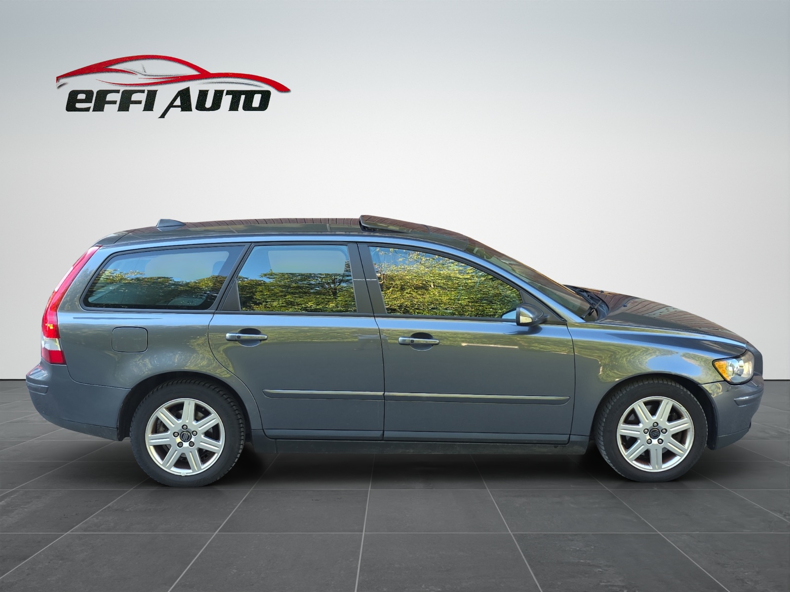 VOLVO V50 2.0D Momentum-image-4