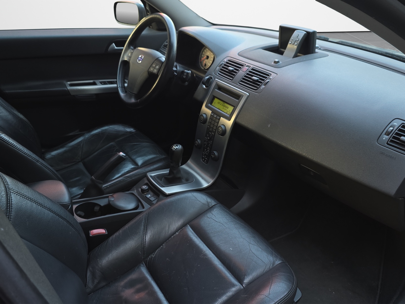 VOLVO V50 2.0D Momentum-image-9