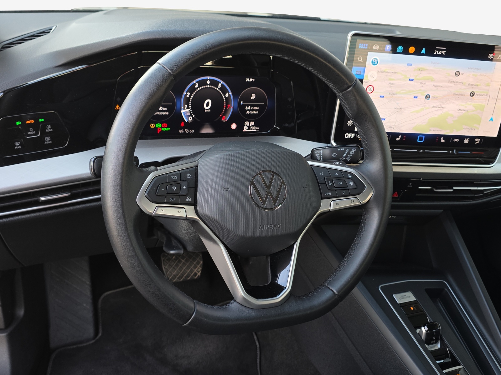 VW Golf 1.5 e TSI mHEV Life DSG-image-9