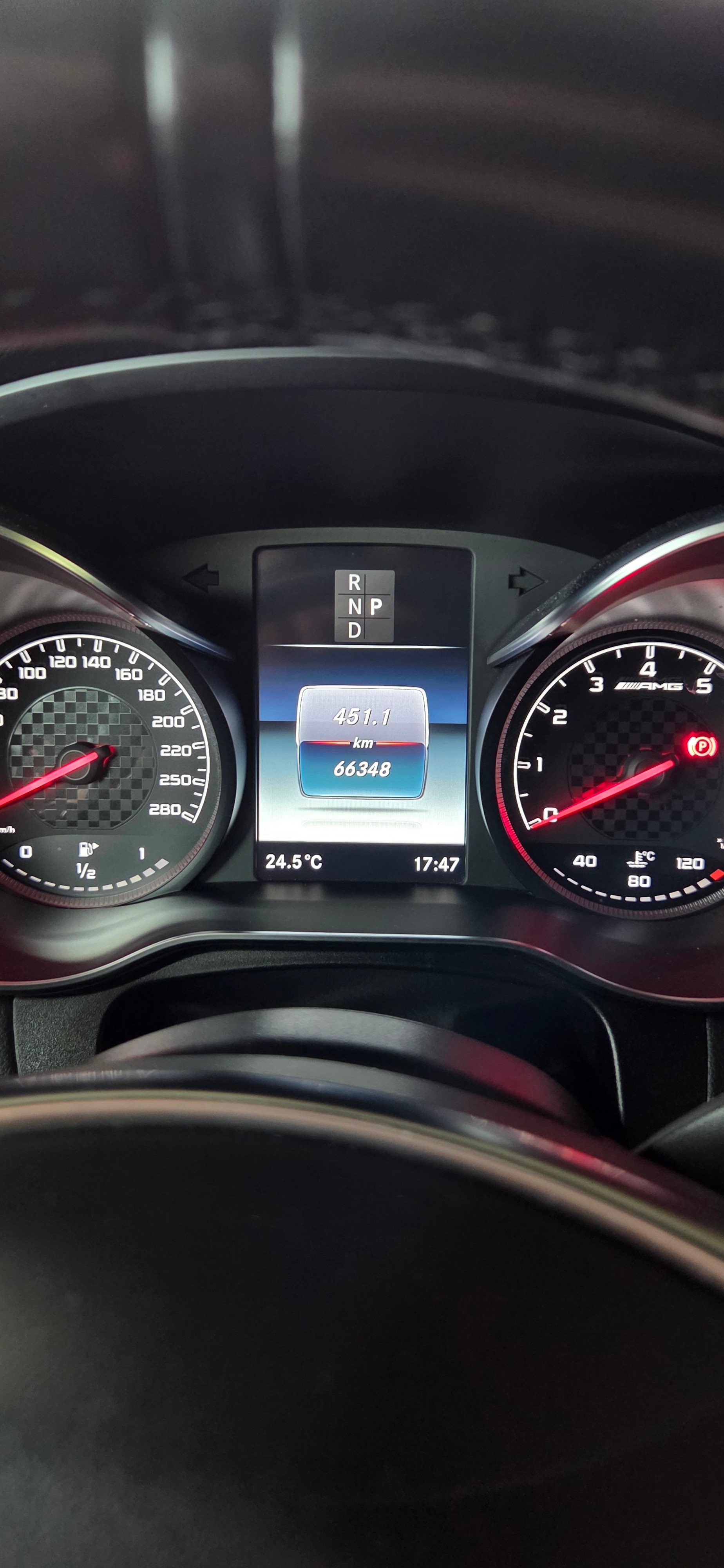 MERCEDES-BENZ GLC 43 AMG 4m-image-9