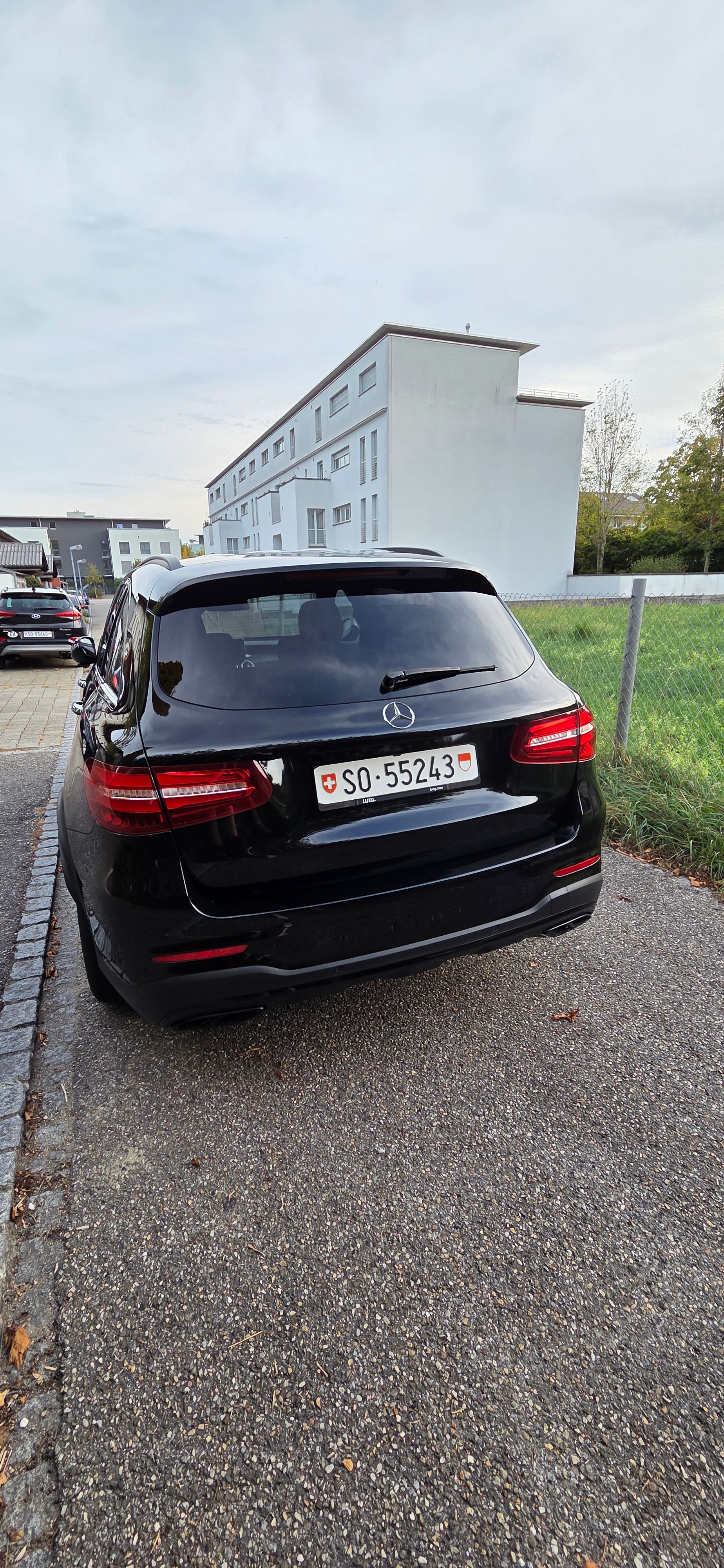 MERCEDES-BENZ GLC 43 AMG 4m-image-2