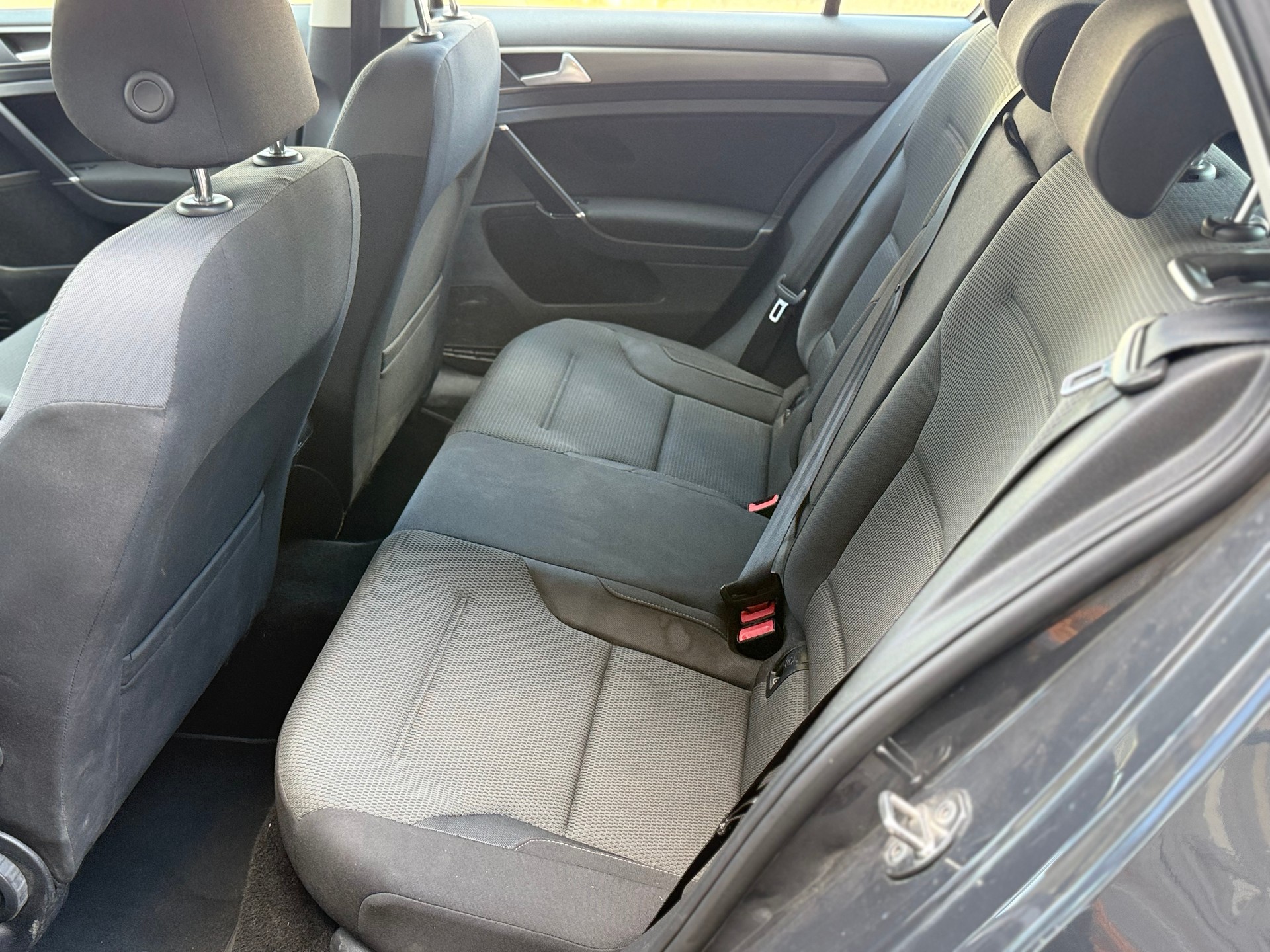 VW Golf 2.0 TDI Highline 4Motion-image-6