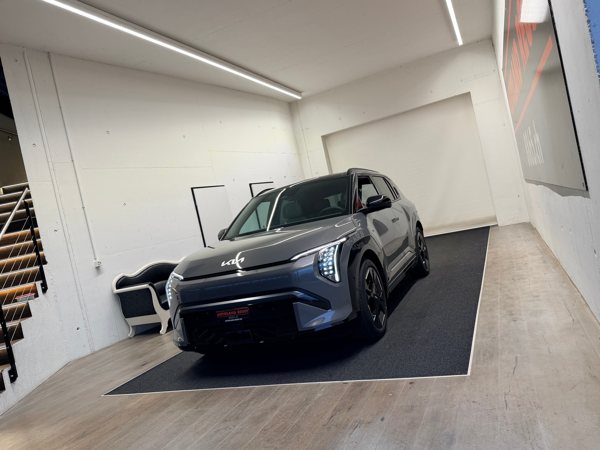 KIA EV3 81,4 kWh GT Line 4x4-showroom-element-2