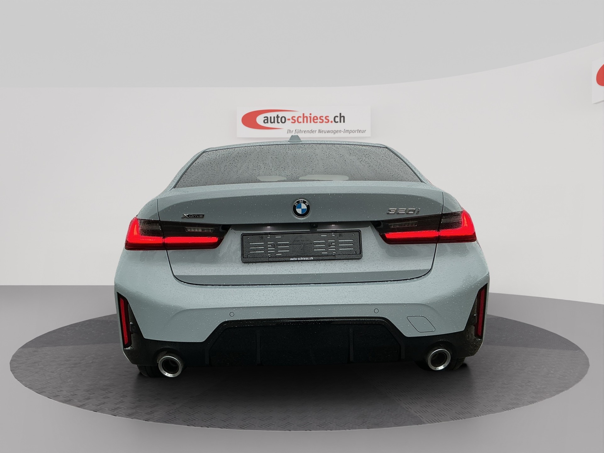 BMW 320i xDrive Steptronic M Sport-image-3