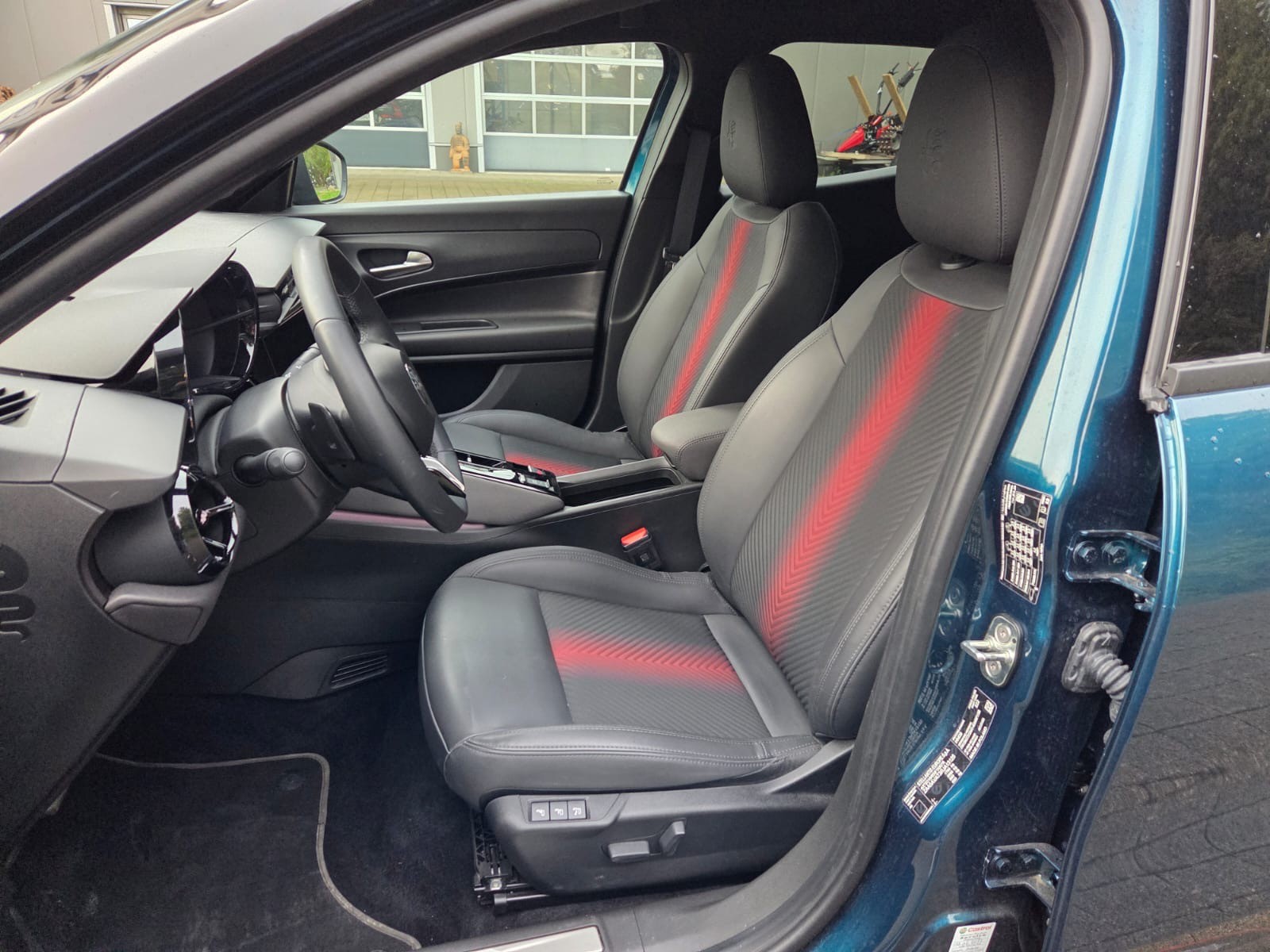 ALFA ROMEO Junior 1.2 48V Hybrid Speciale-image-12
