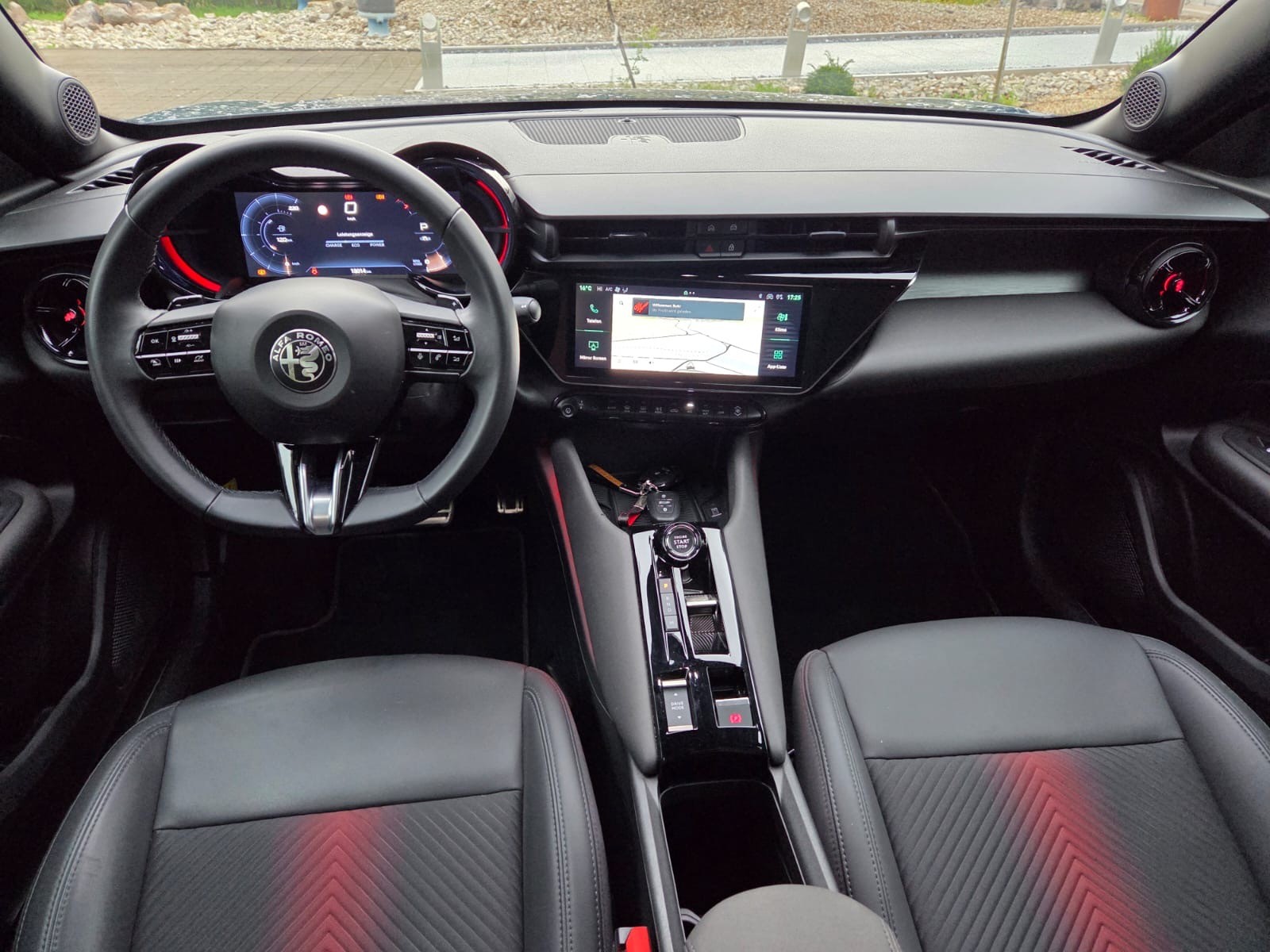 ALFA ROMEO Junior 1.2 48V Hybrid Speciale-image-11