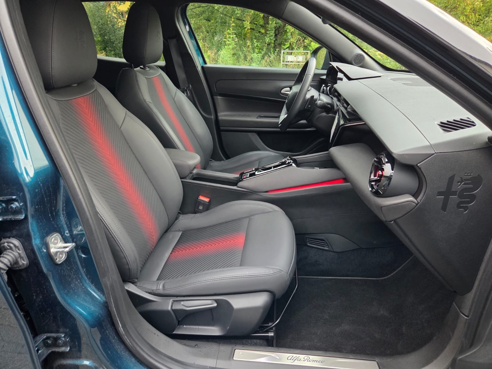ALFA ROMEO Junior 1.2 48V Hybrid Speciale-image-13