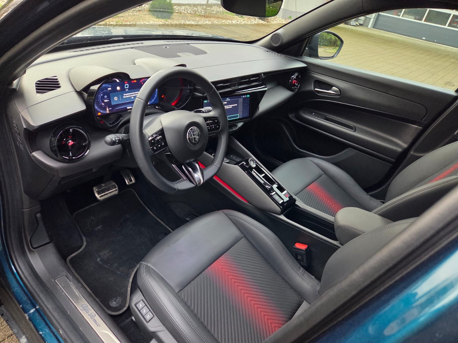 ALFA ROMEO Junior 1.2 48V Hybrid Speciale-image-10