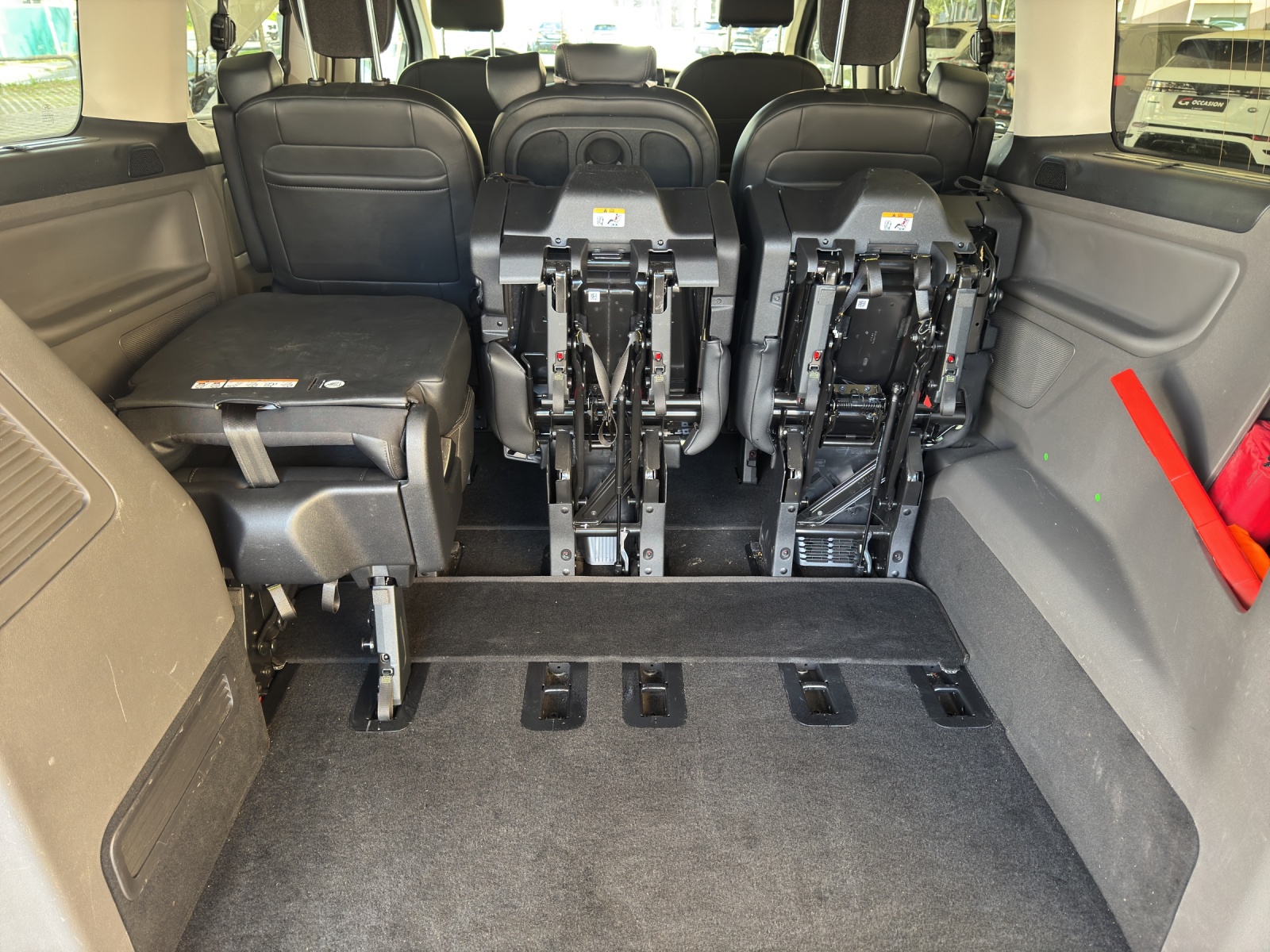 FORD Tourneo Custom Bus 320 L1 2.0 TDCi 170PS Sport Titanium 8-Plätzer-image-22