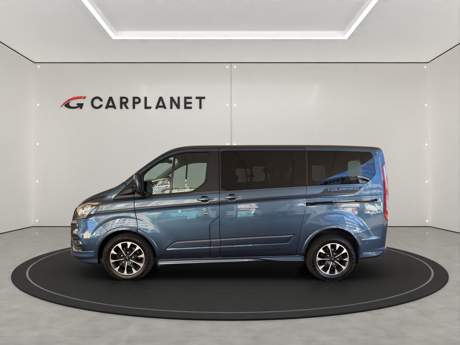 FORD Tourneo Custom Bus 320 L1 2.0 TDCi 170PS Sport Titanium 8-Plätzer-image-3