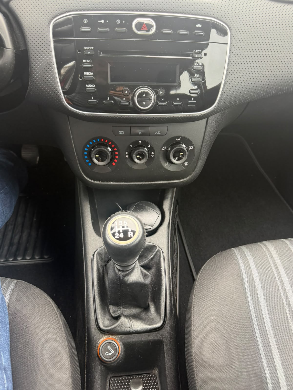 FIAT Punto Evo 1.4 Dynamic-image-11