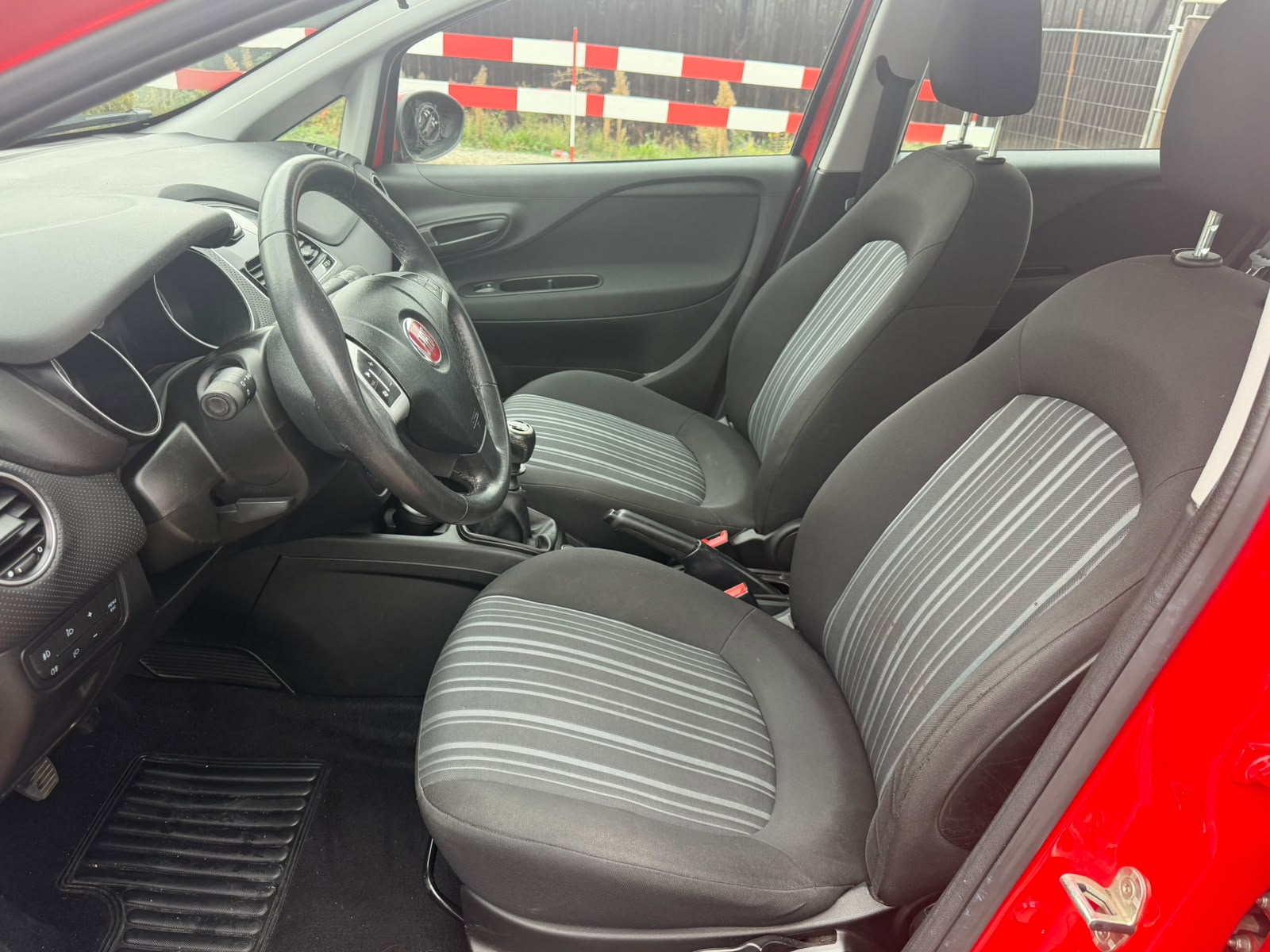 FIAT Punto Evo 1.4 Dynamic-image-4