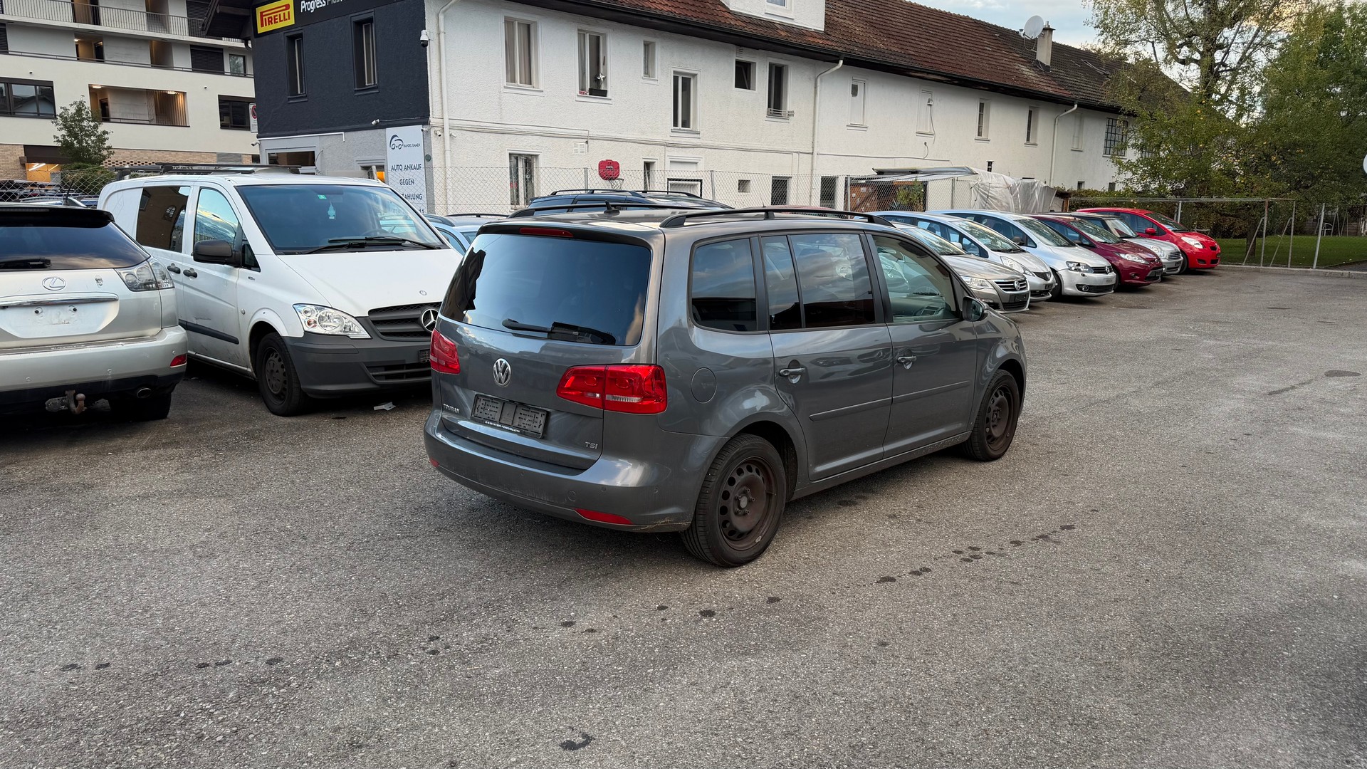 VW Touran 1.4 TSI Comfortline-image-2