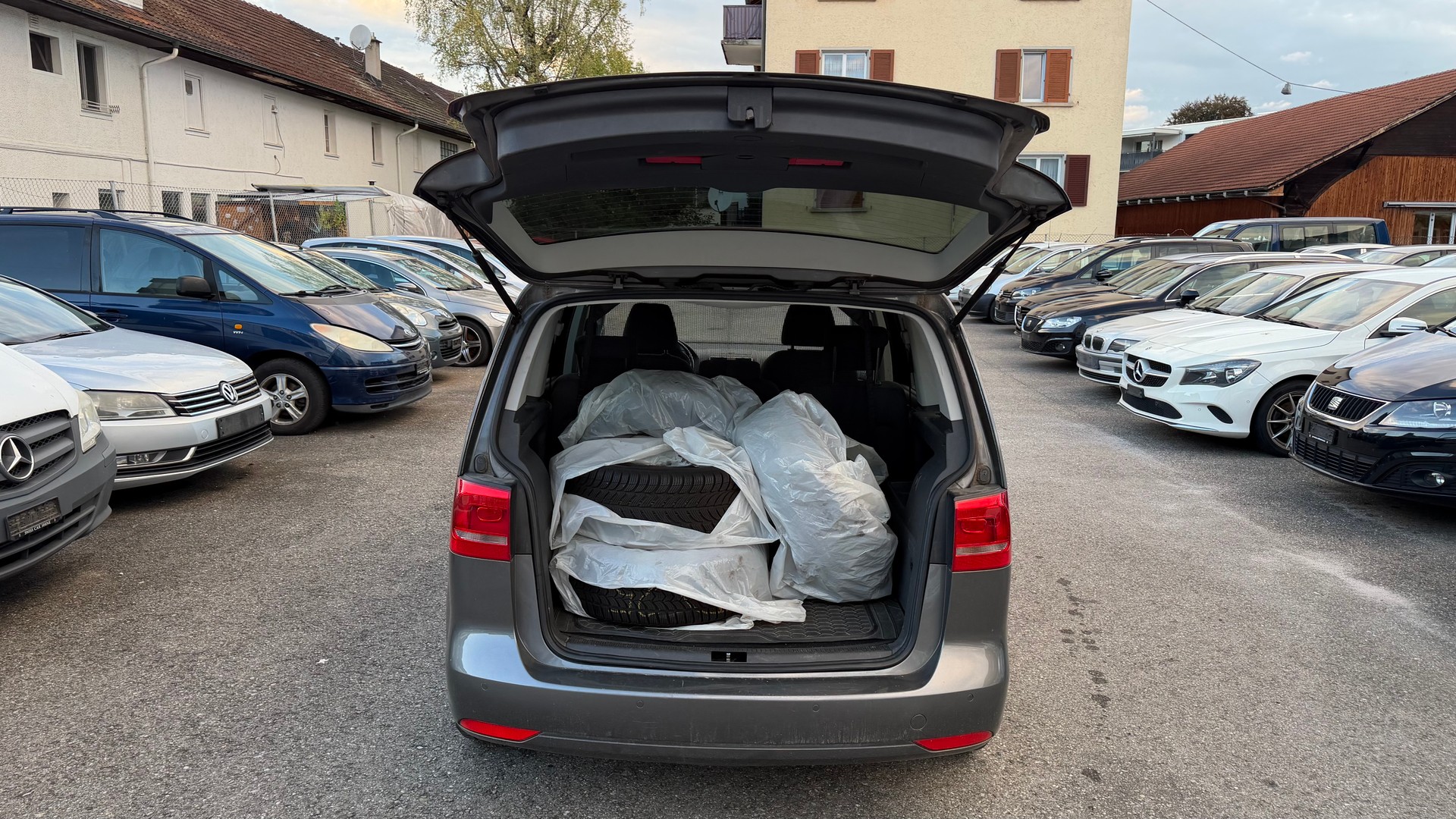 VW Touran 1.4 TSI Comfortline-image-12