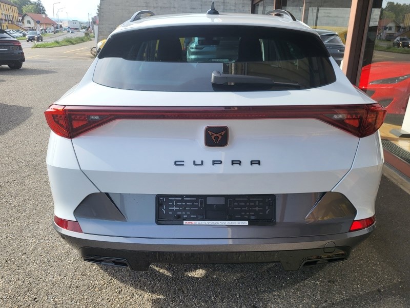 CUPRA Formentor 1.5 TSI DSG-image-5