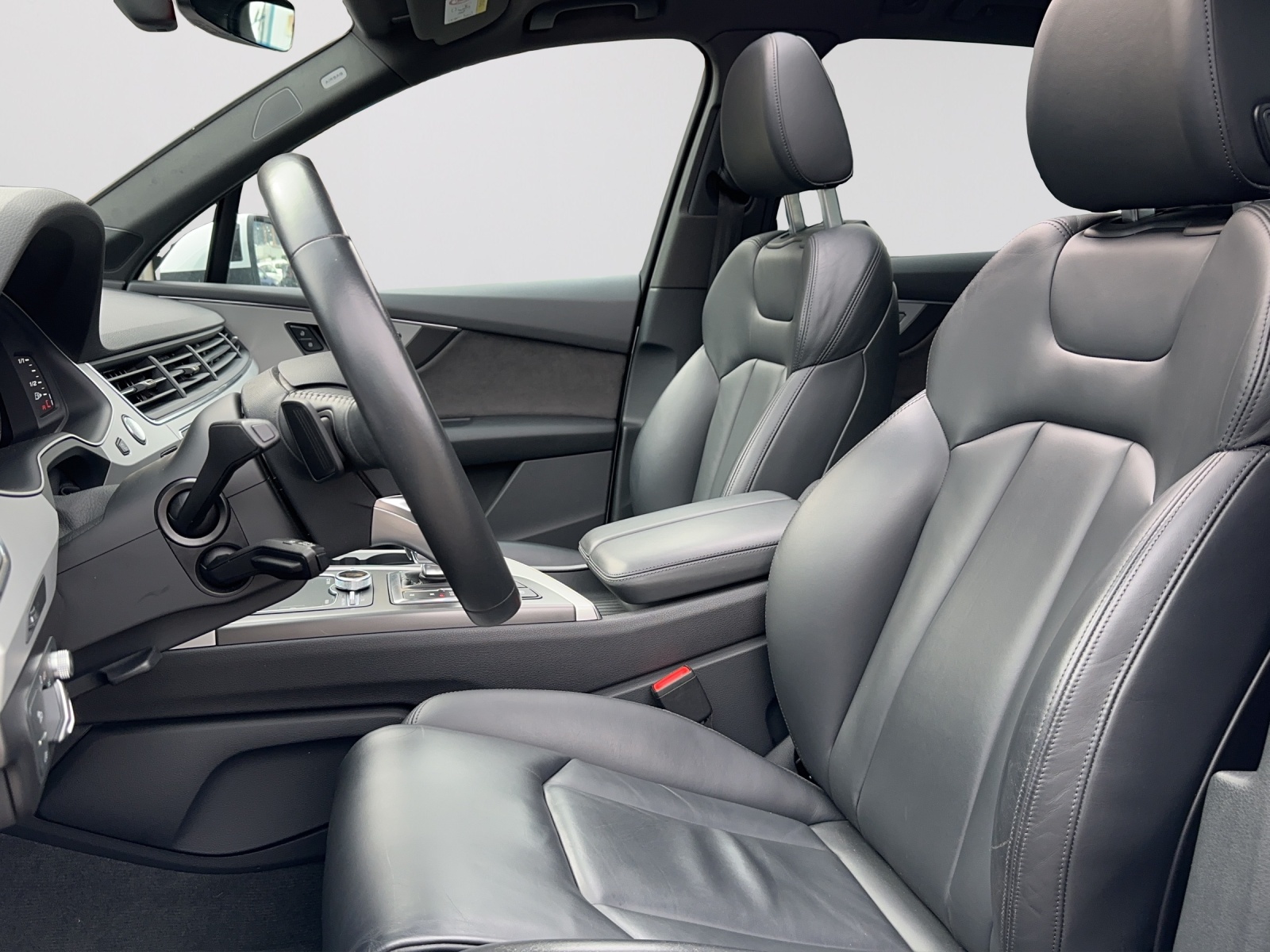 AUDI Q7 e-tron 3.0 TDI S-LINE quattro tiptronic-image-10
