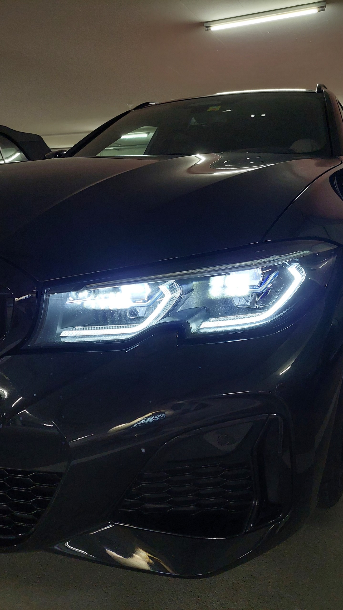 BMW M340i xDrive 48V Touring Steptronic-image-9