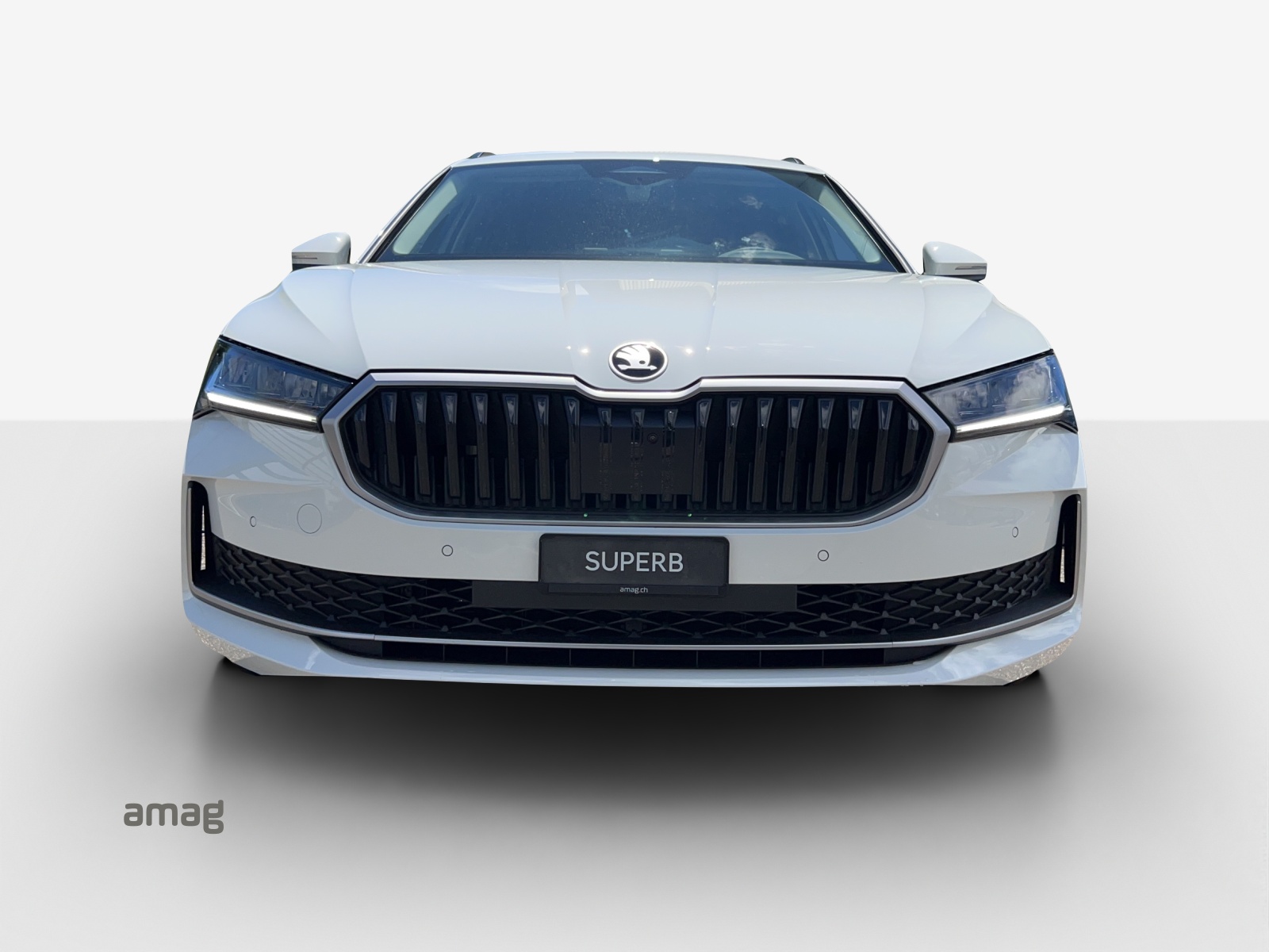 SKODA Superb Combi 2.0 TDi Selection DSG-image-0