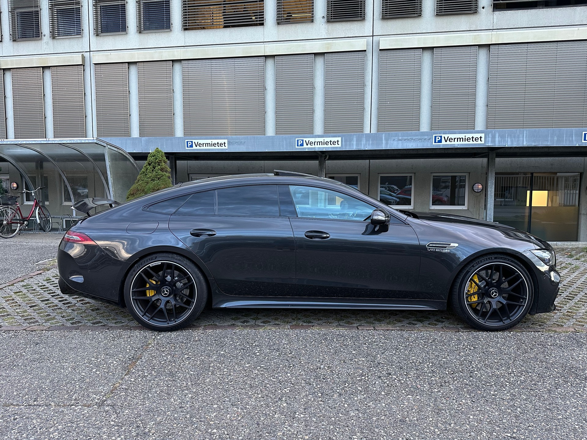 MERCEDES-BENZ AMG GT 4 63 S 4Matic+ Speedshift MCT-image-1
