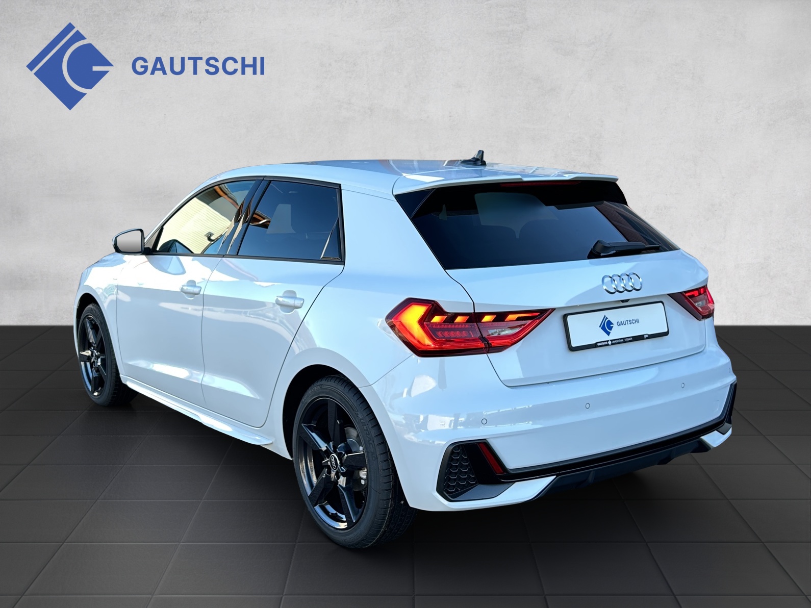 AUDI A1 Sportback 35 TFSI S Line-image-2