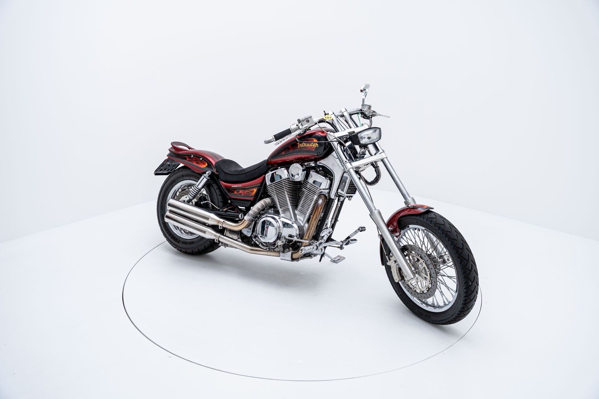 SUZUKI VS 1400 GLP Intruder-showroom-element-1