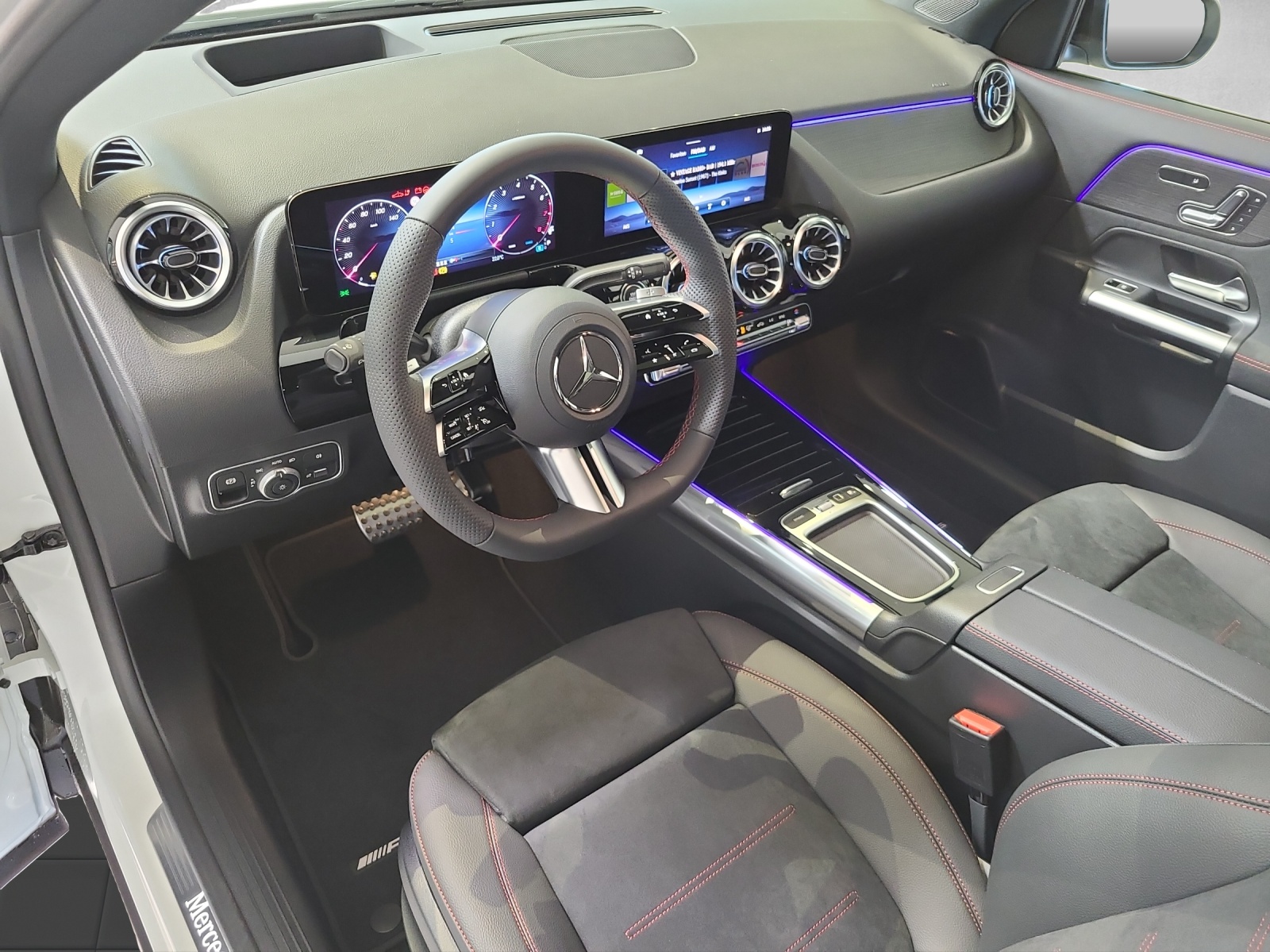 MERCEDES-BENZ GLA 250 4Matic 8G-DCT Swiss Star-image-6