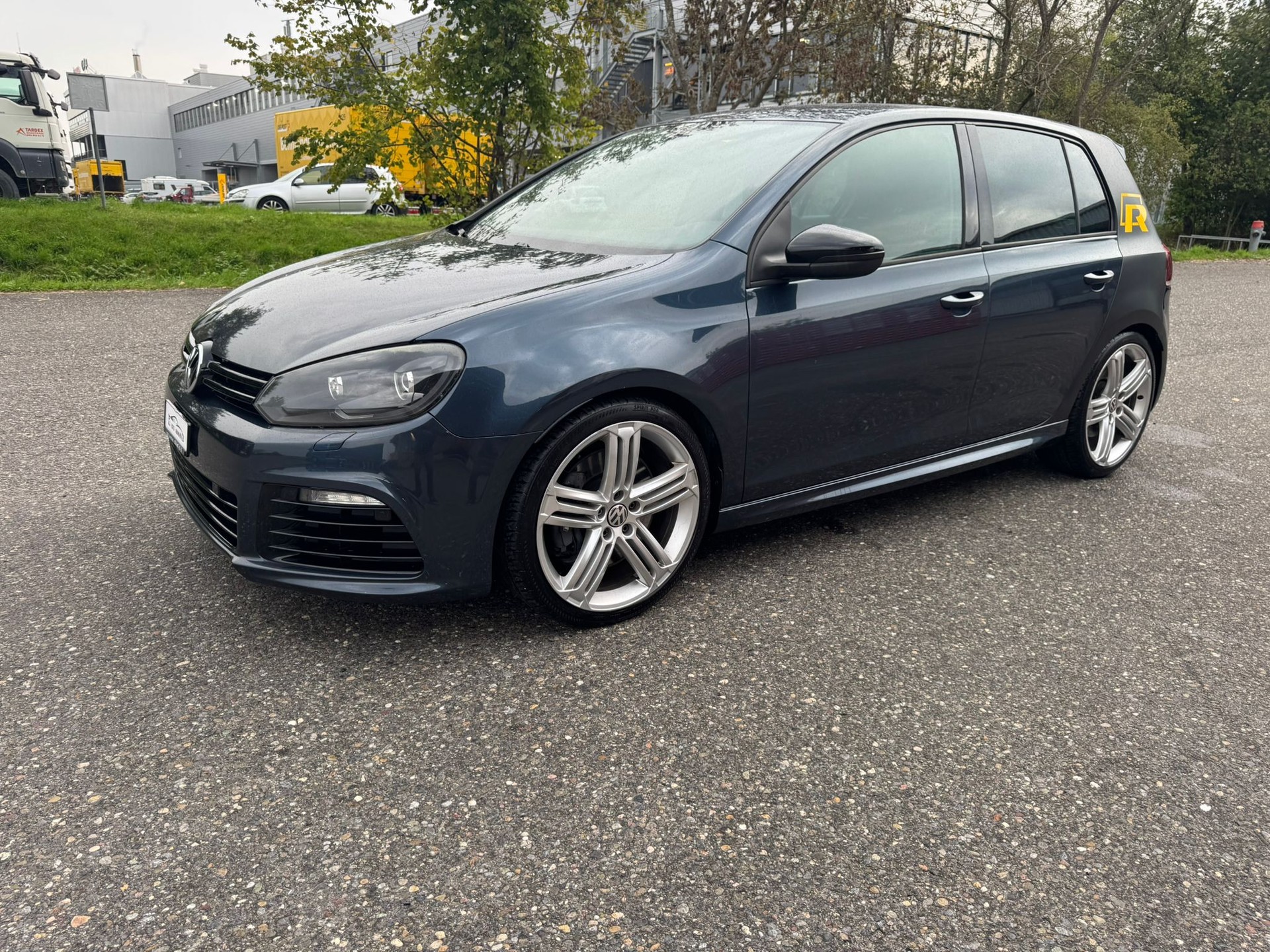 VW Golf 2.0 TSI R 4Motion DSG-image-1