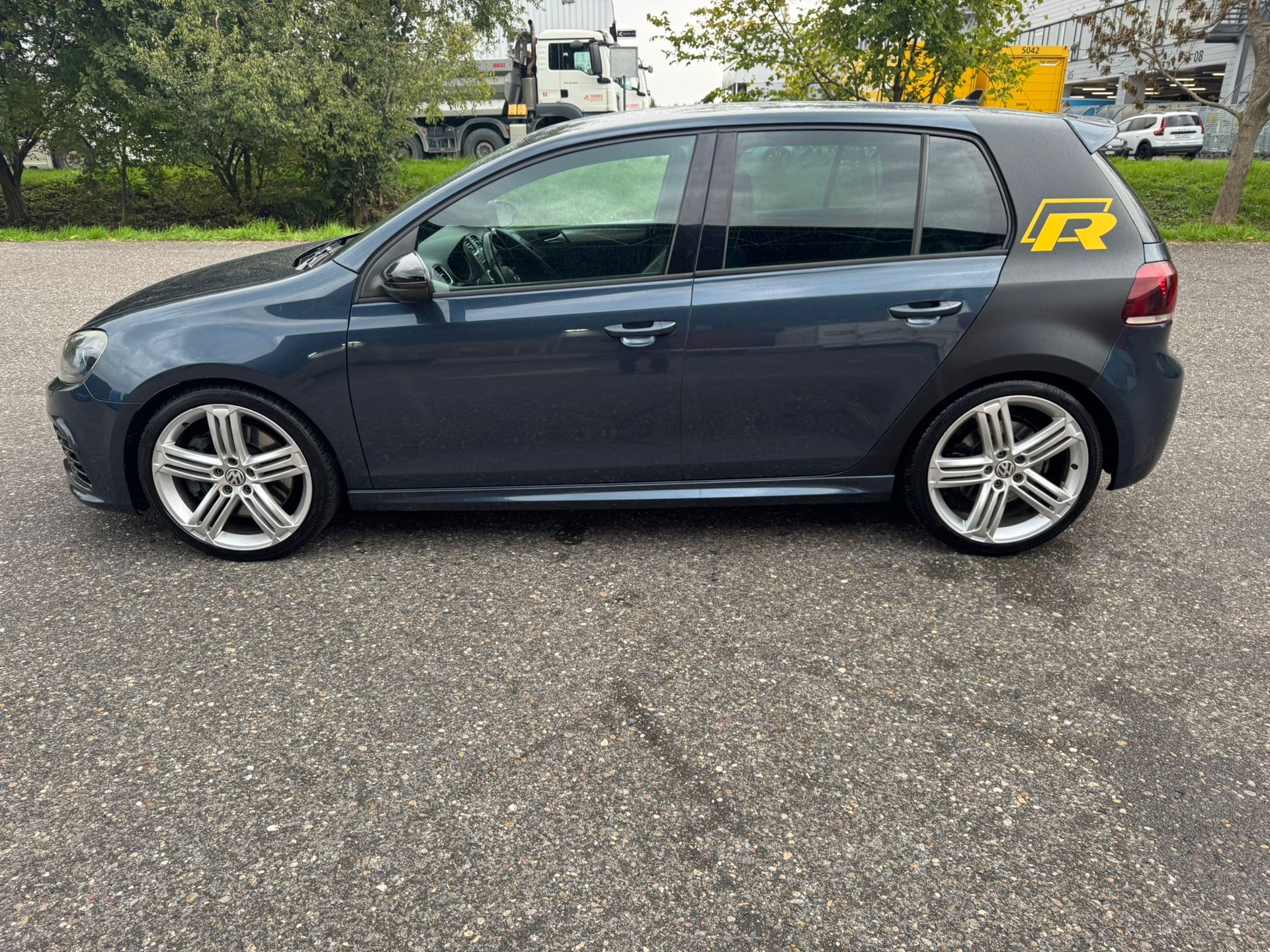 VW Golf 2.0 TSI R 4Motion DSG-image-7