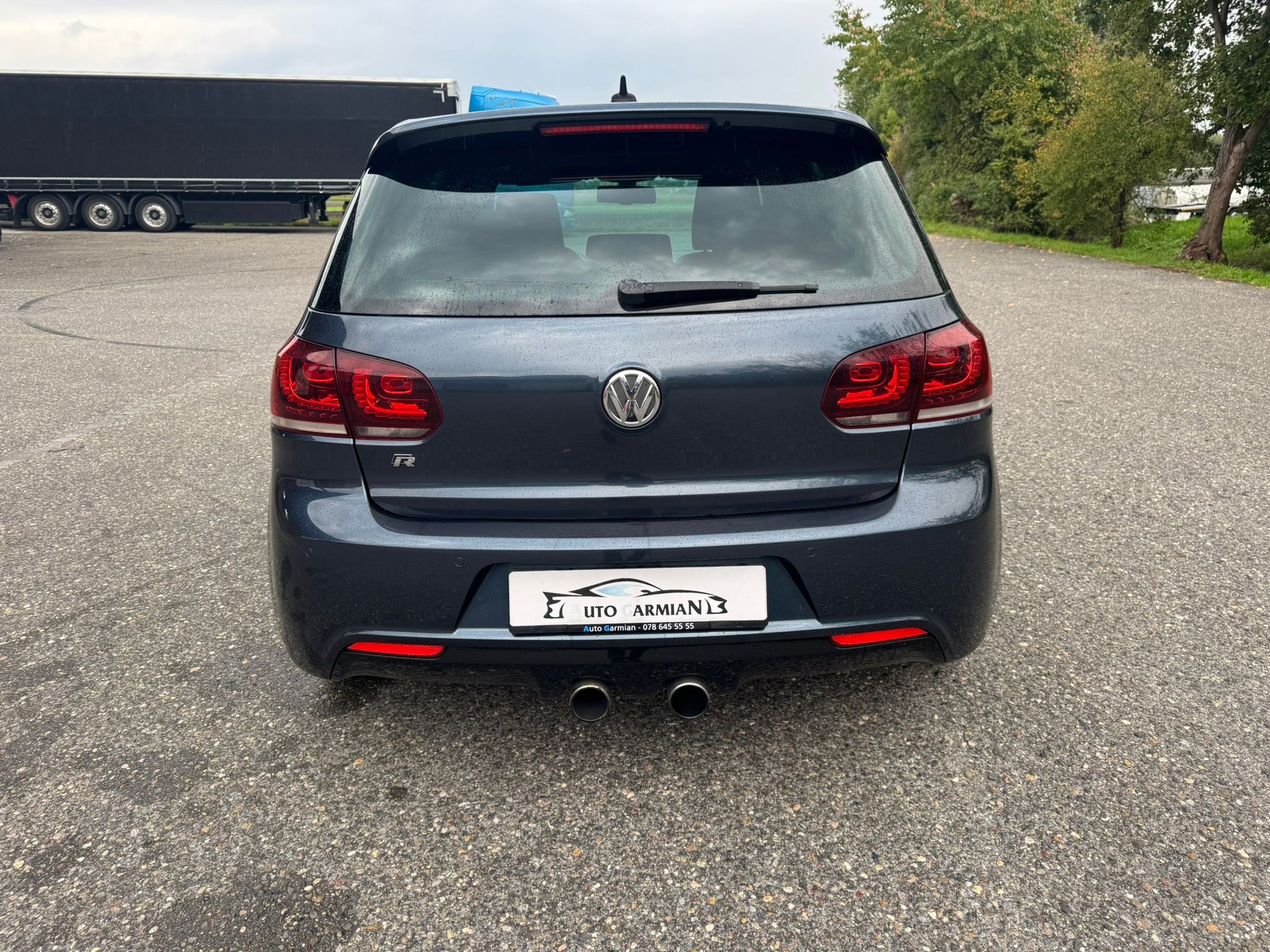 VW Golf 2.0 TSI R 4Motion DSG-image-3