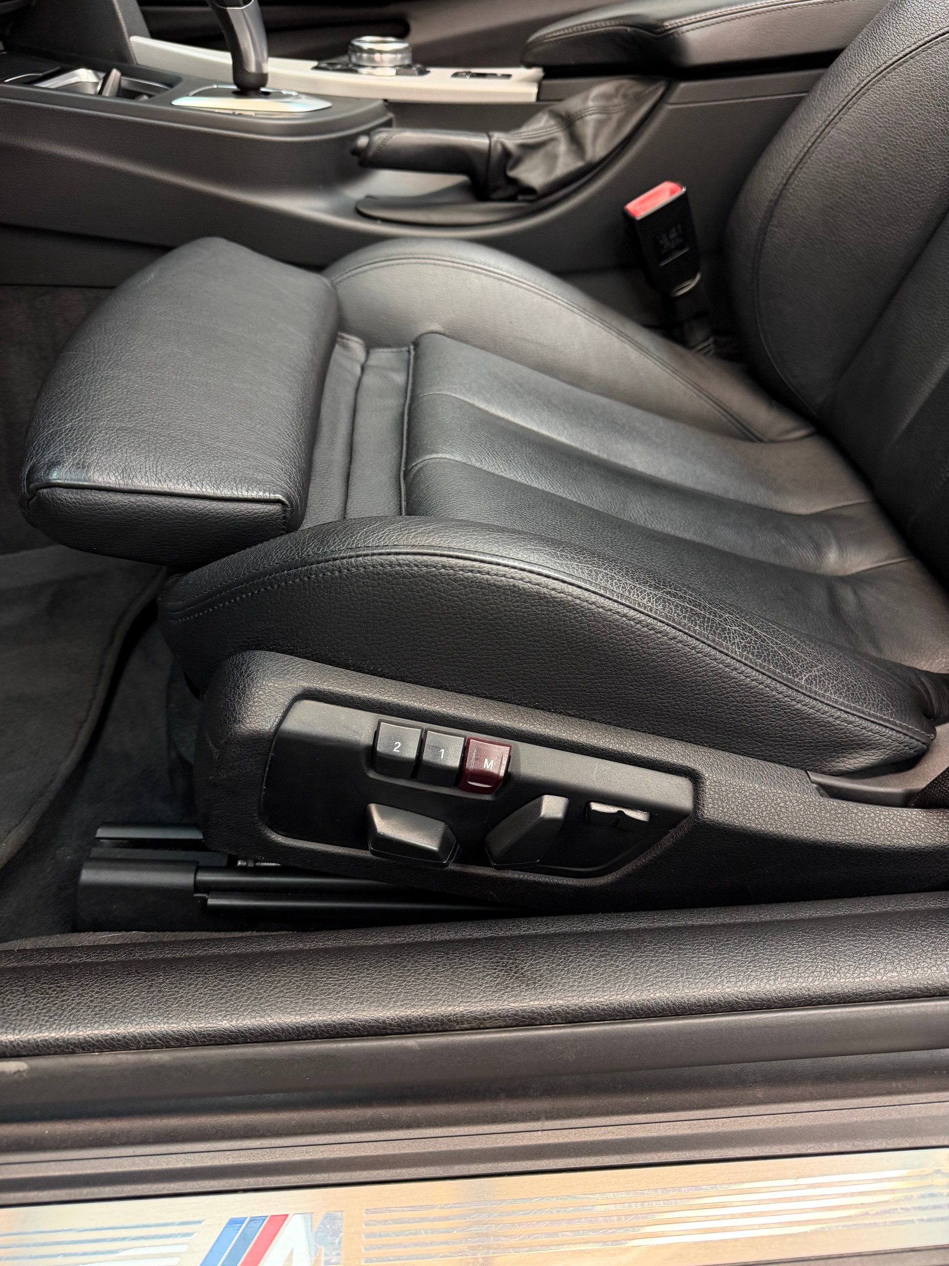 BMW 428i ALL Black M Performance Cabriolet xDrive Steptronic-image-18