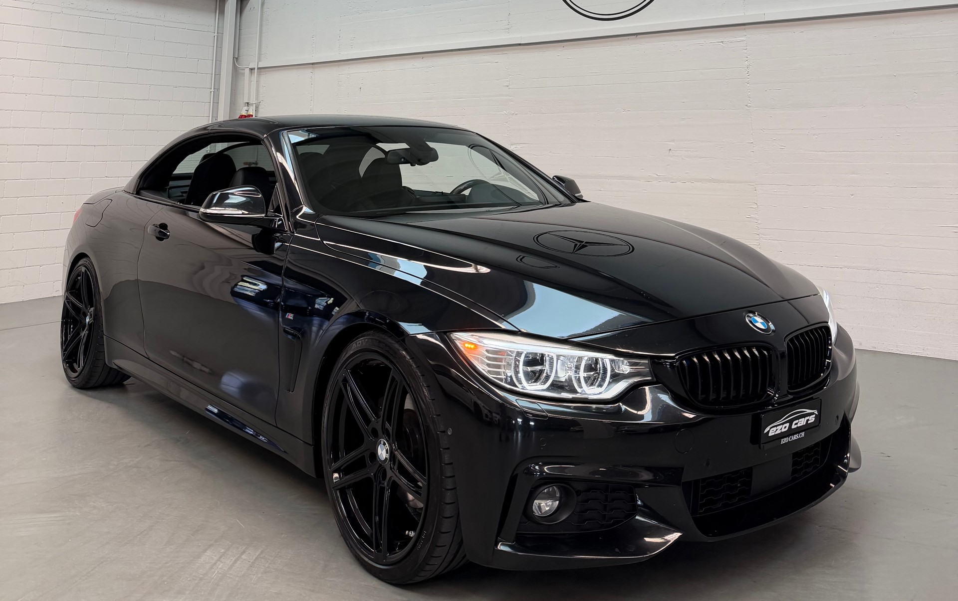 BMW 428i ALL Black M Performance Cabriolet xDrive Steptronic-showroom-element-2