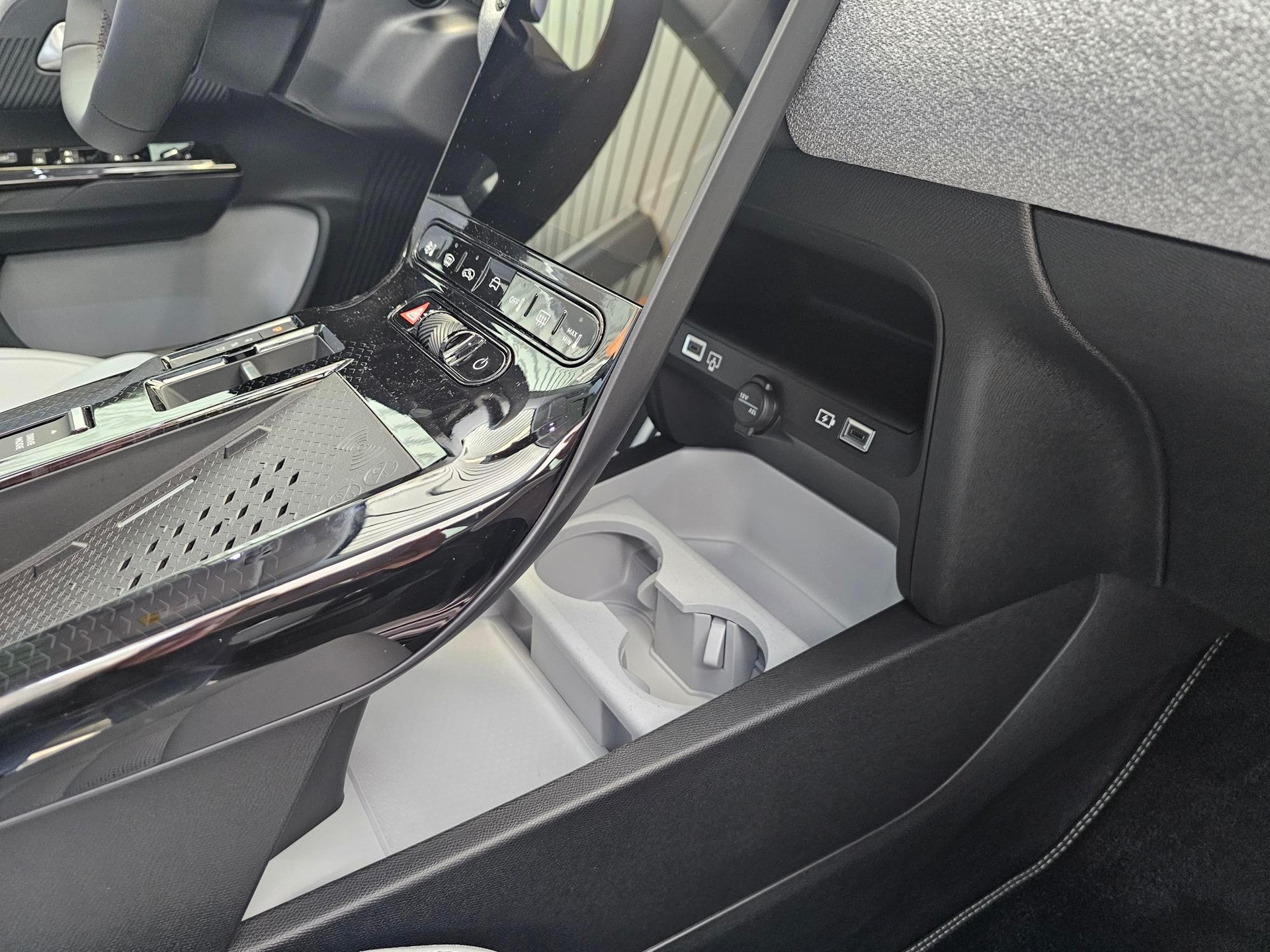 CITROEN e-C5 Aircross Max-image-15