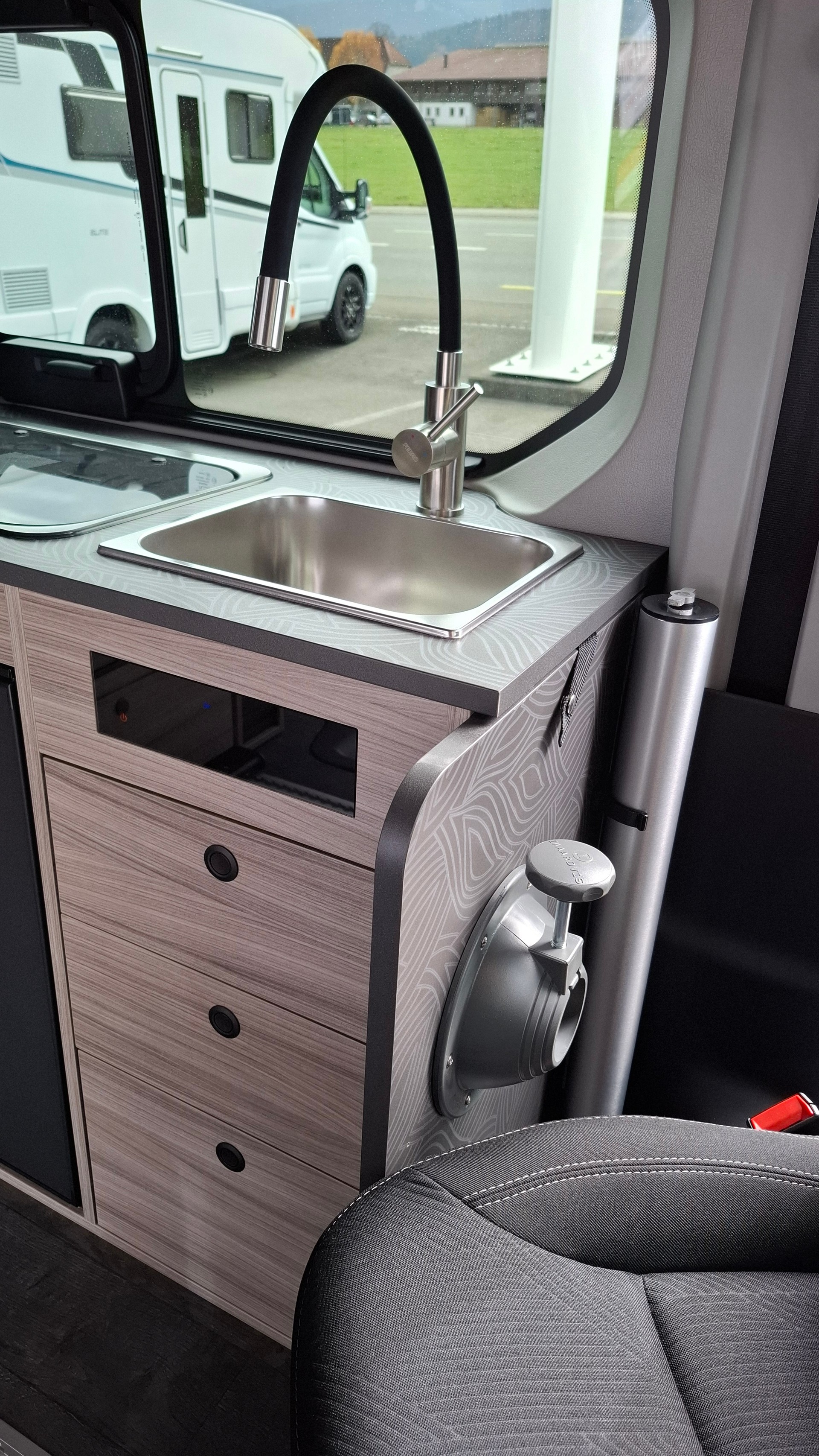 RENAULT Glénan HorizonVan UP L2-image-5